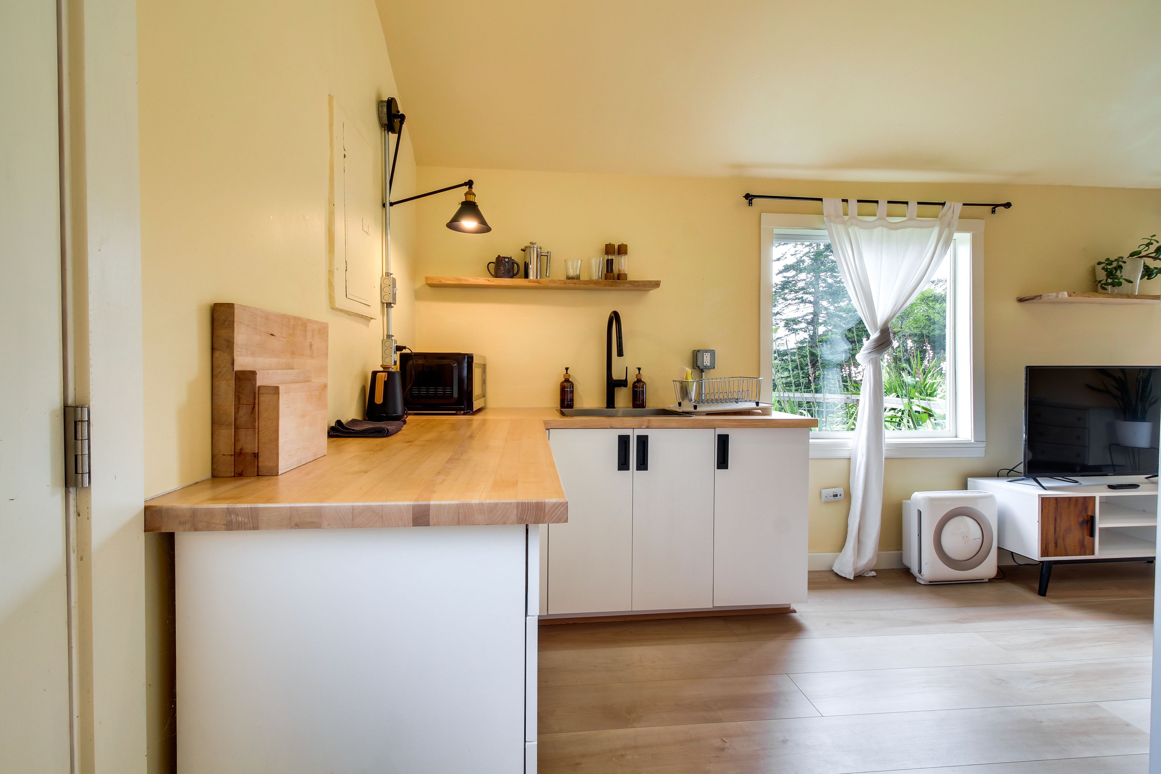 Kitchenette