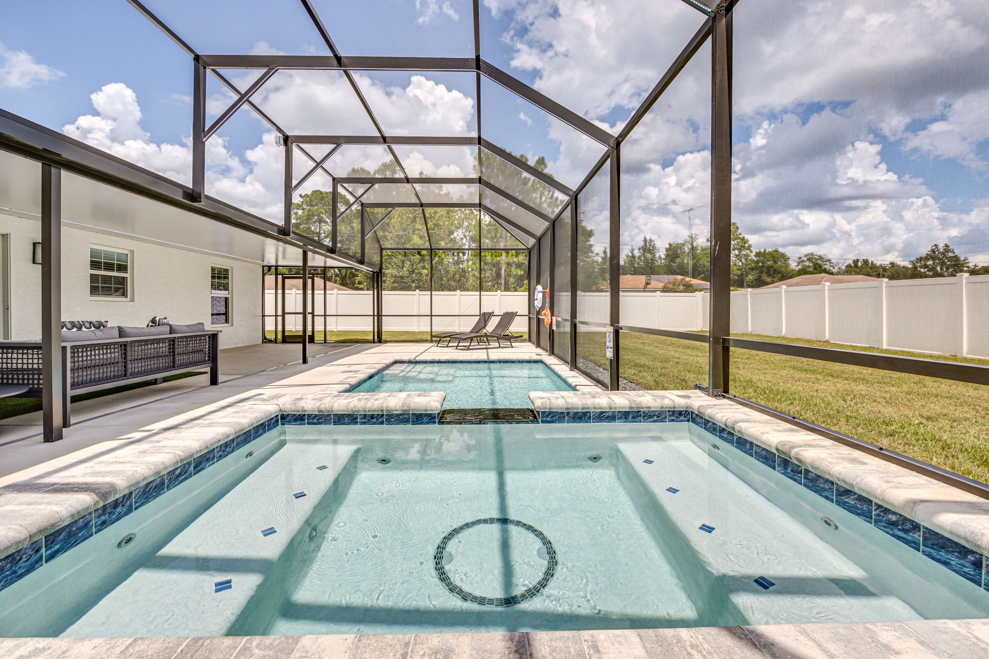 Summerfield Vacation Rental | 3BR | 2BA | 1,498 Sq Ft | 1 Step to Enter