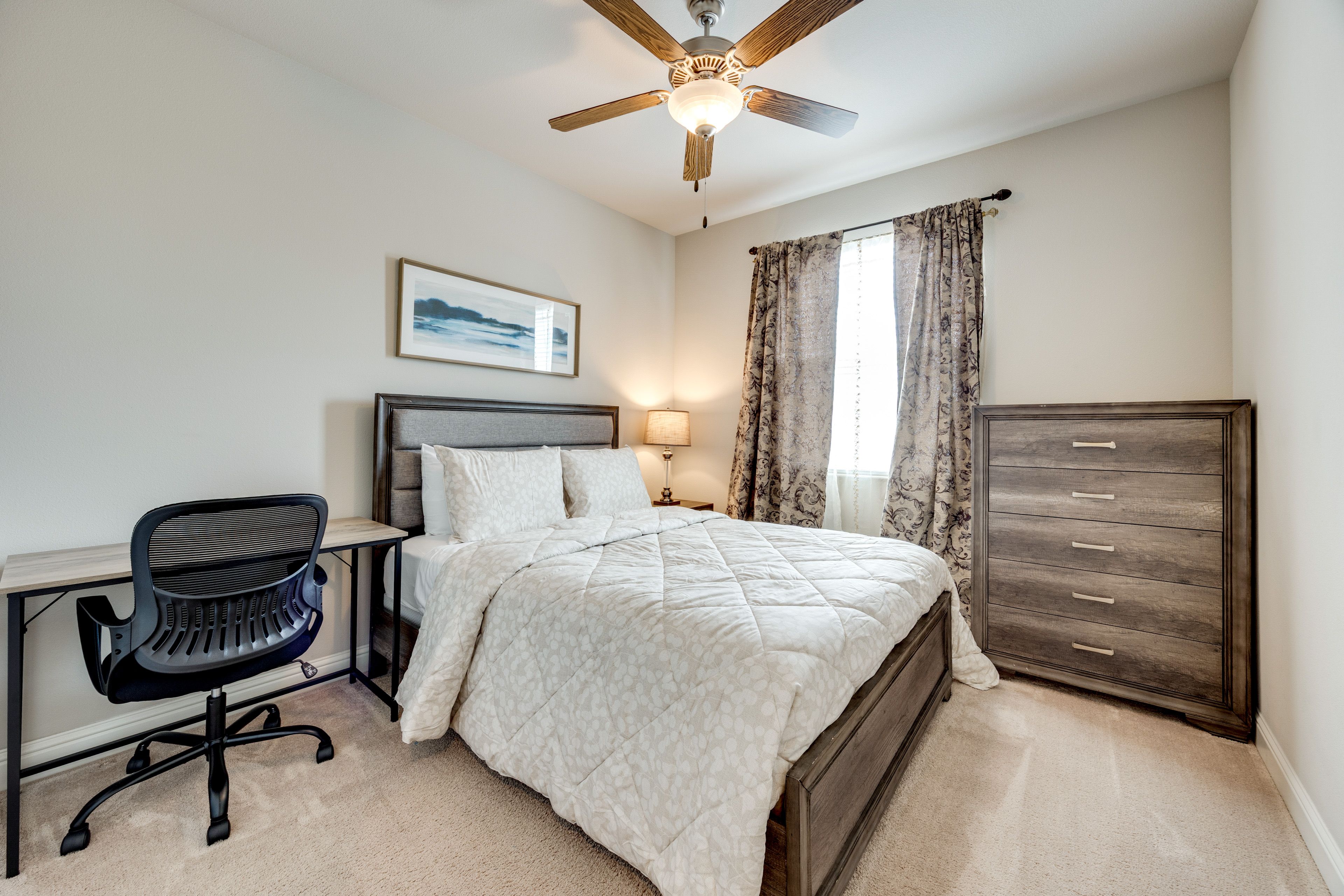 Bedroom 4 | Queen Bed | 2nd Floor