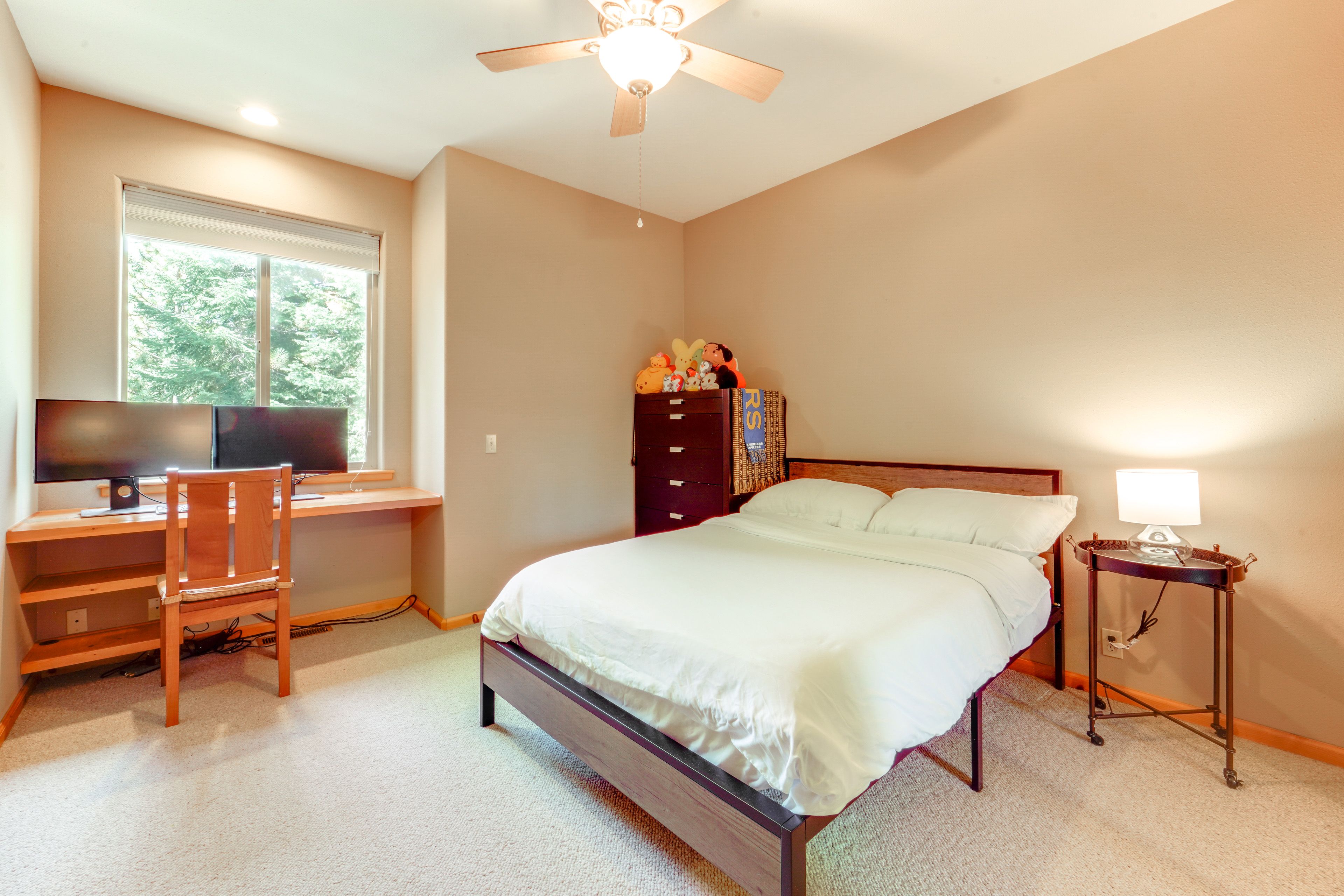 Bedroom 2 | Full Bed | Main Level