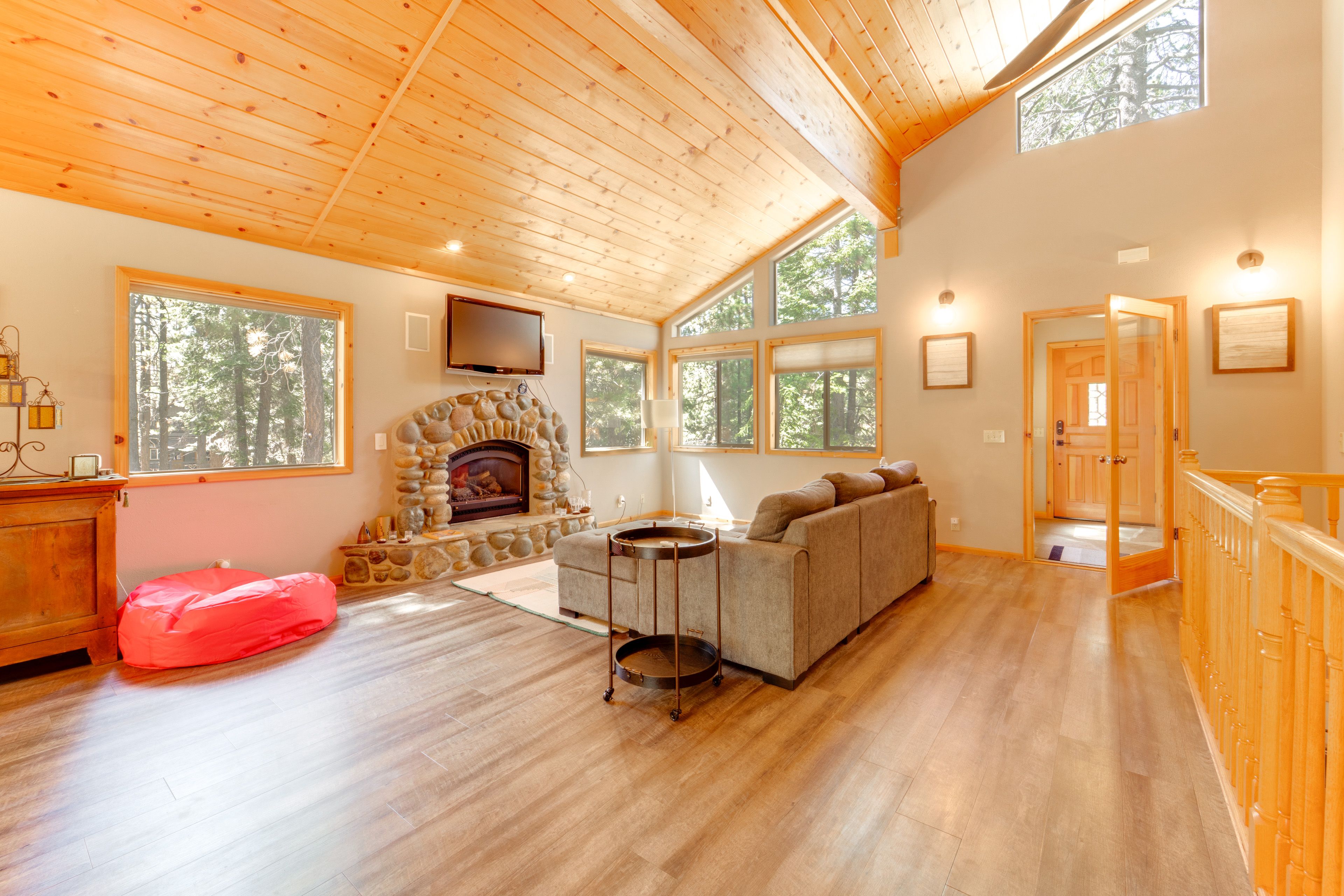 Living Room | Main Level