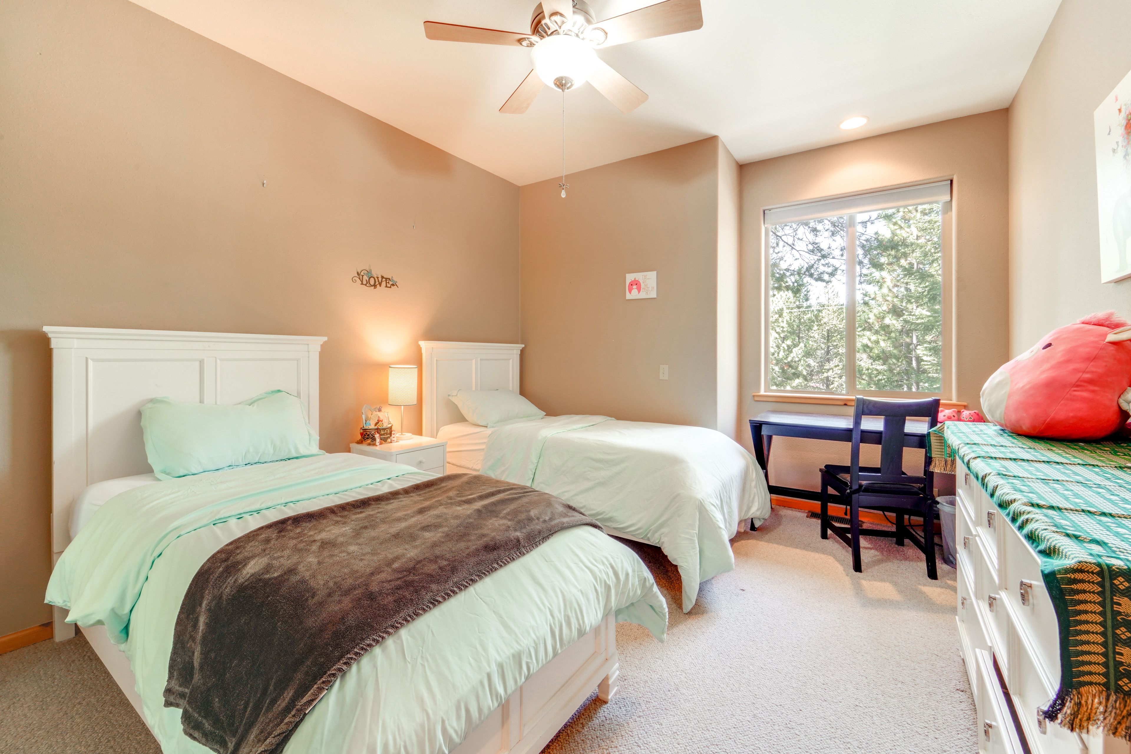 Bedroom 3 | 2 Twin Beds | Main Level
