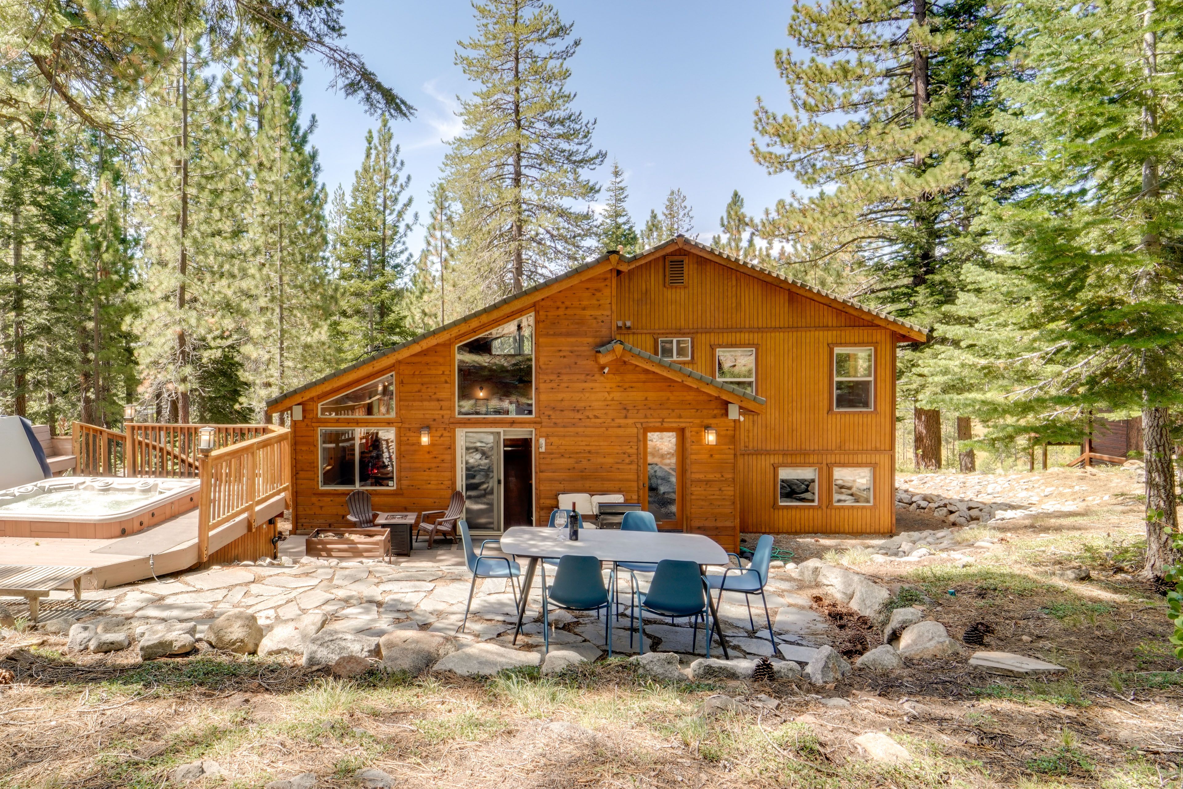 Truckee Vacation Rental | 3BR | 3BA | 4 Steps to Enter | 2,232 Sq Ft