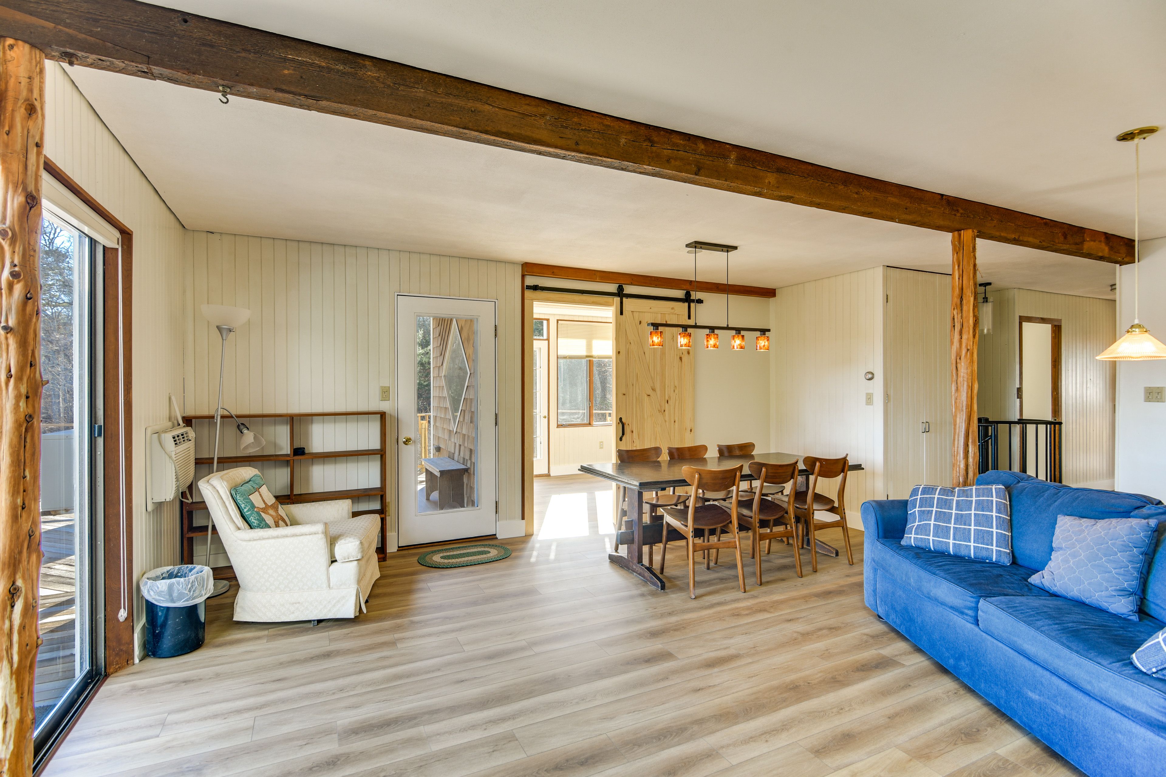 Living Area | Dining Area | Single-Story Home