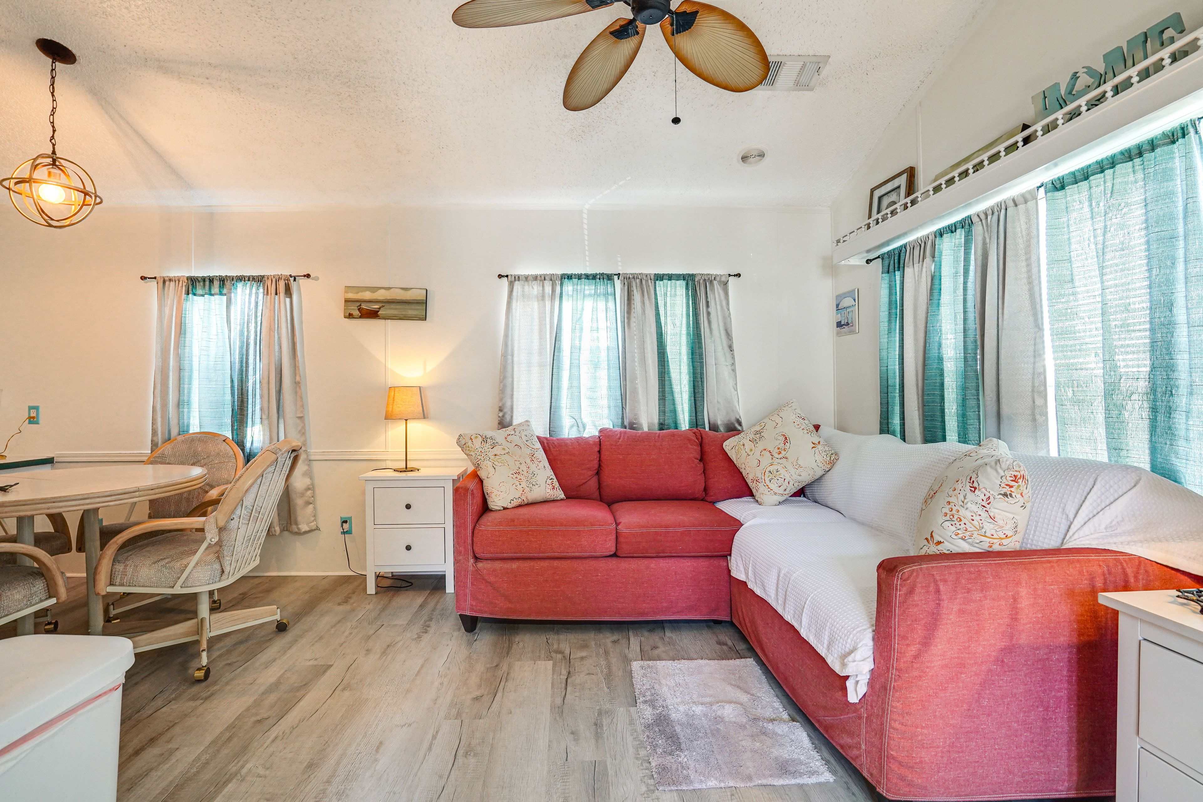 Sarasota Vacation Rental | 2BR | 1.5BA | 800 Sq Ft | 4 Steps to Enter