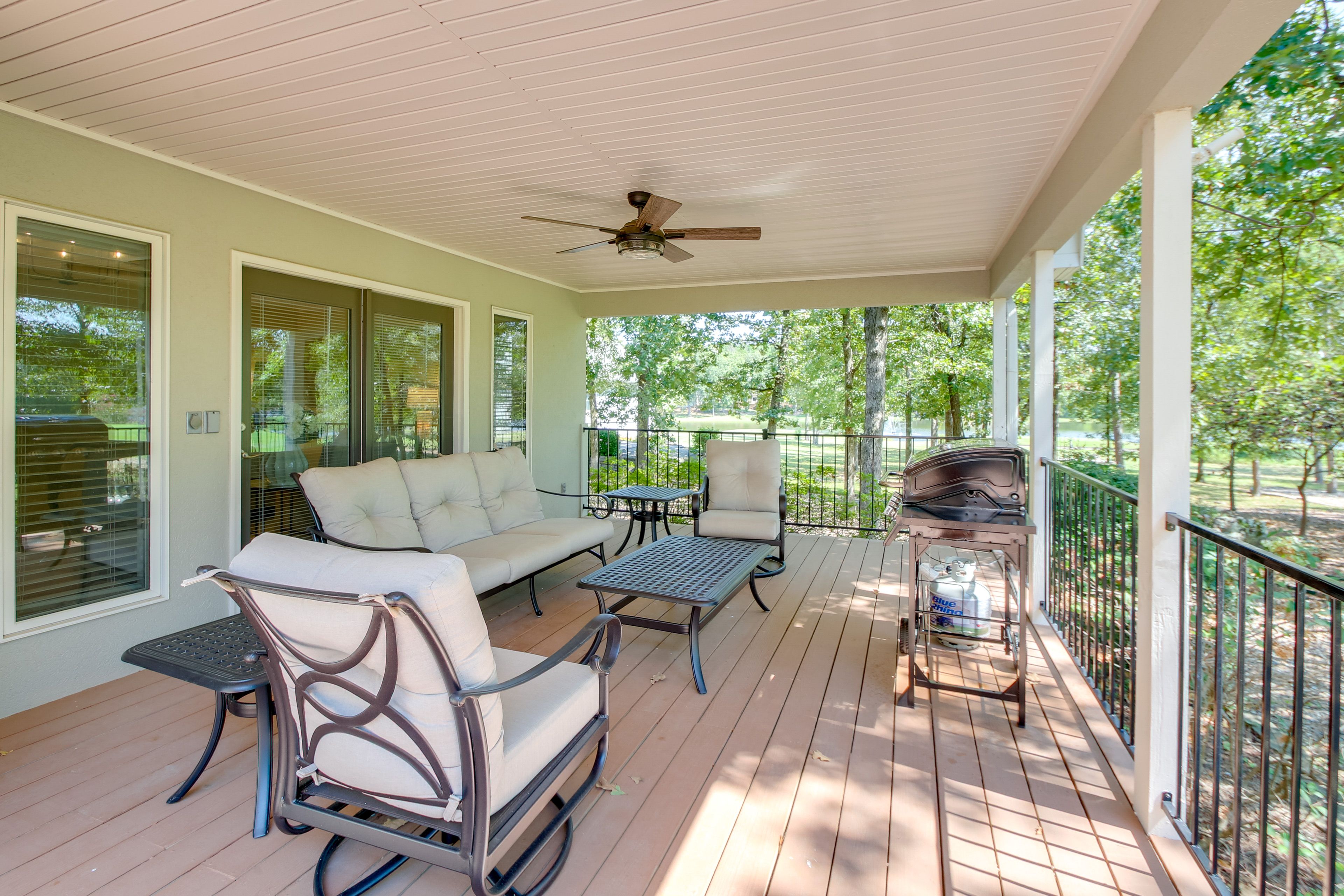 Deck | Dining Area | Gas Grill | Lounge Seating