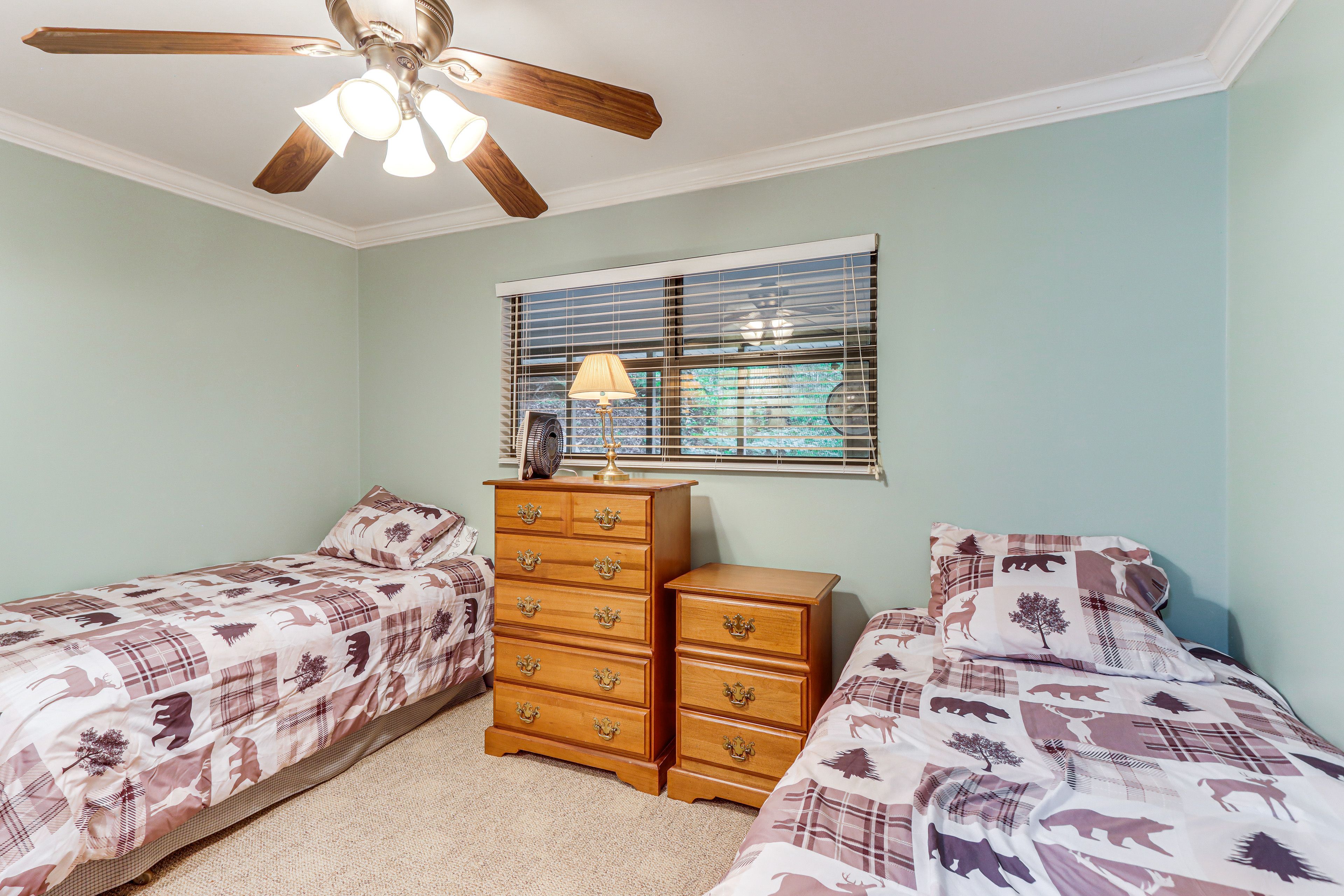 Bedroom 3 | 2 Twin Beds