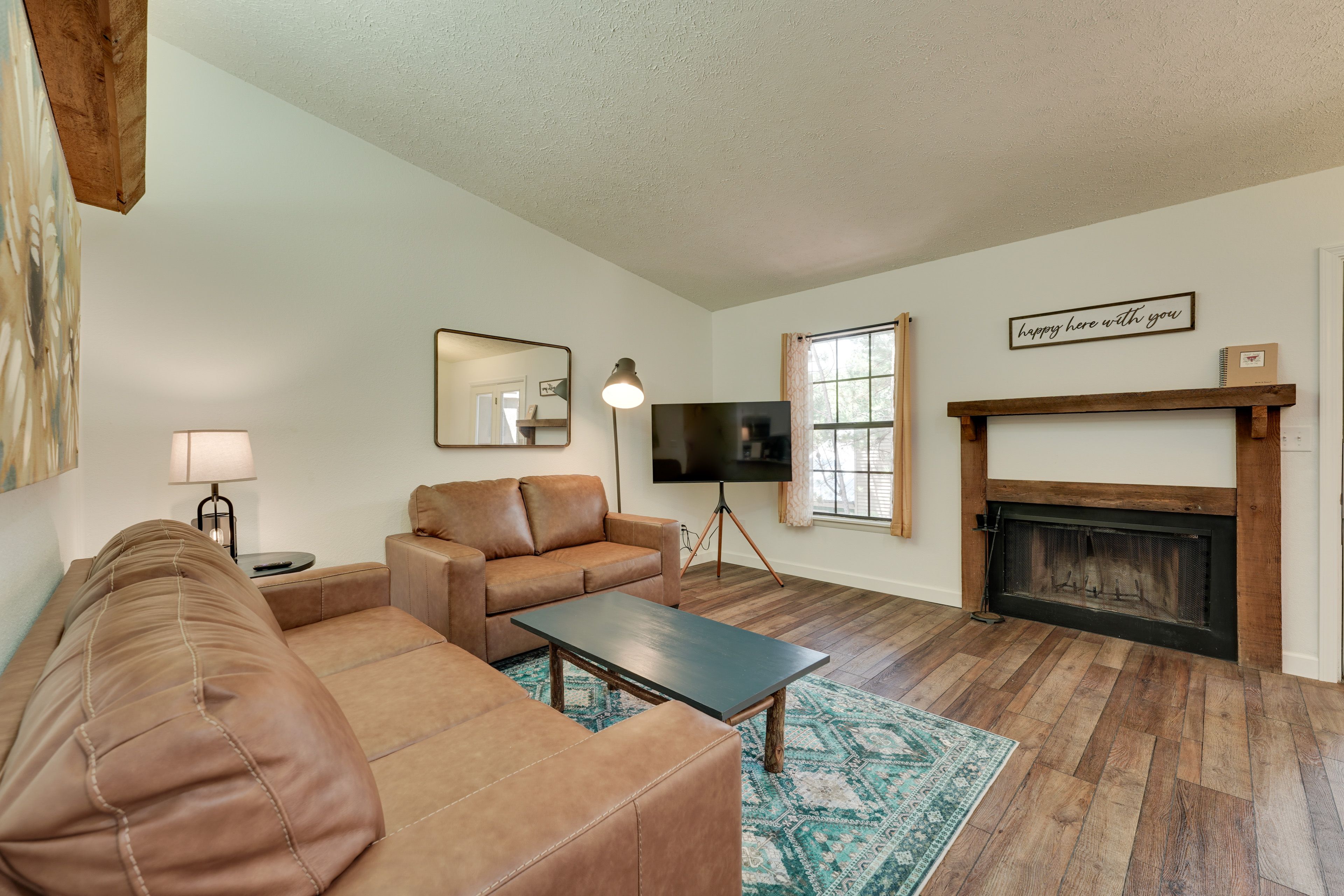 Kimberling City Vacation Rental | 2BR | 2BA | 726 Sq Ft | Stairs Required