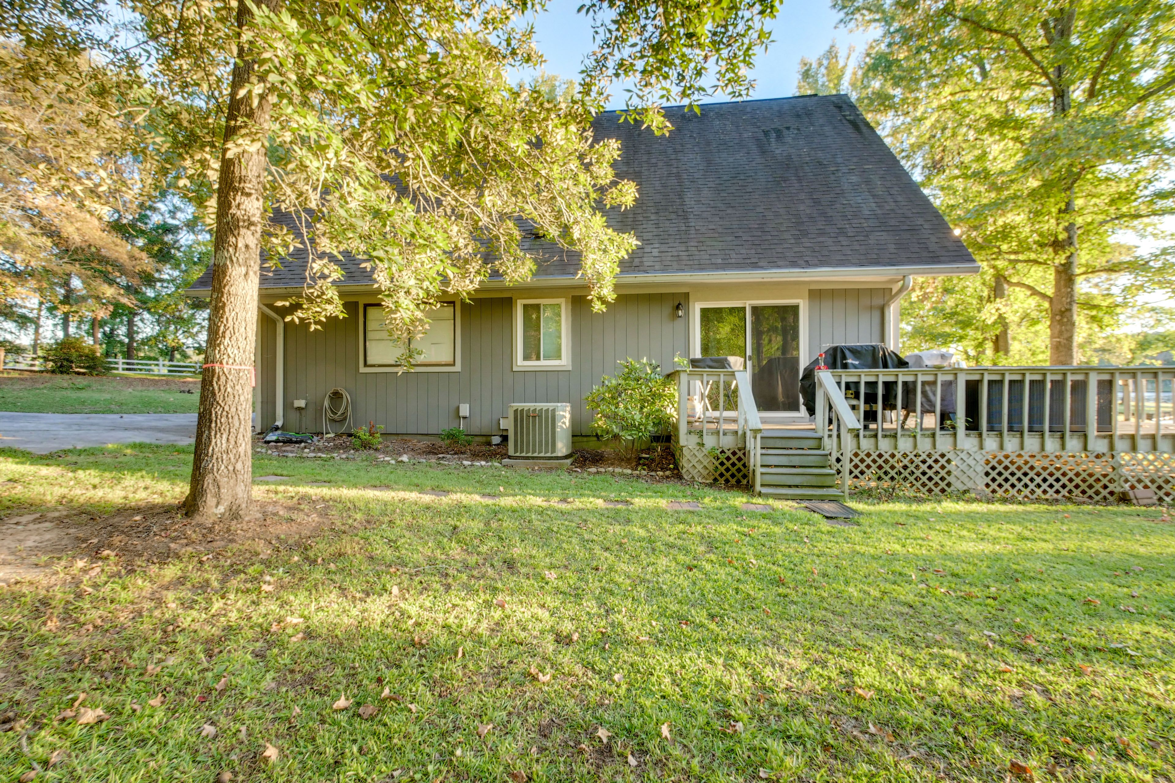 Deck w/ Grill & Private Hot Tub | Spacious Yard