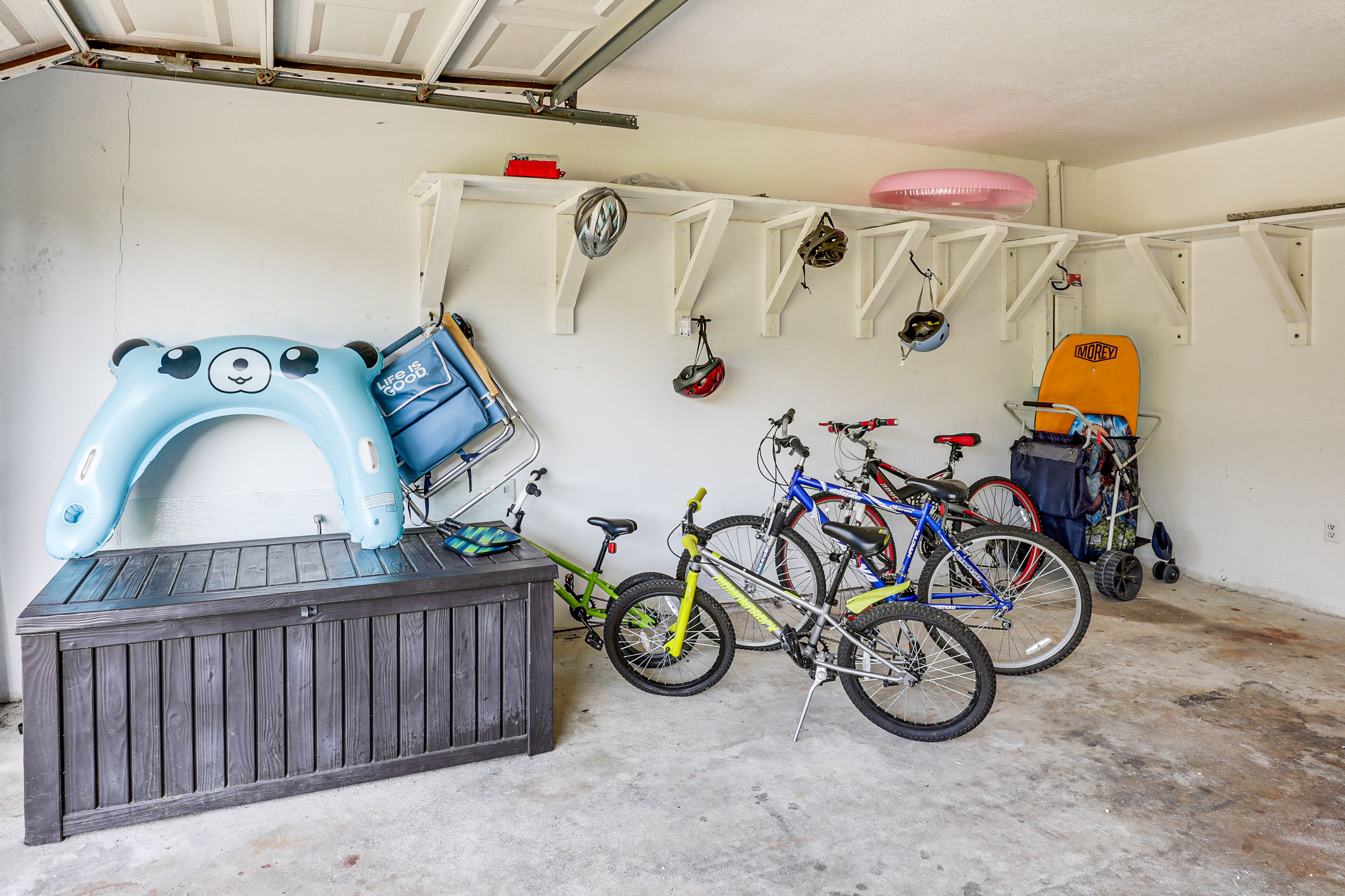 Garage | Bicycles | Beach Gear | Pool Toys