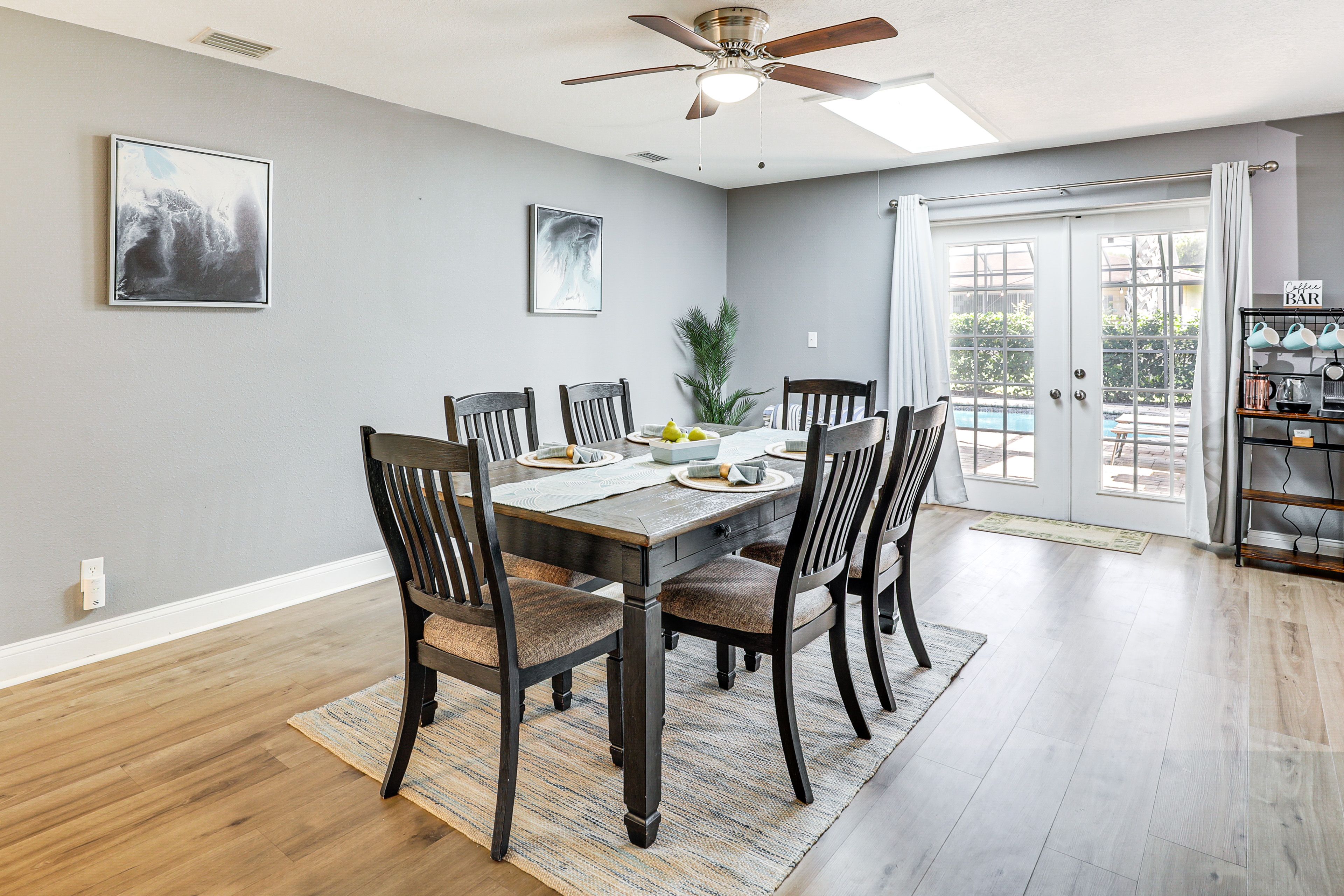 Dining Area | Dishware/Flatware