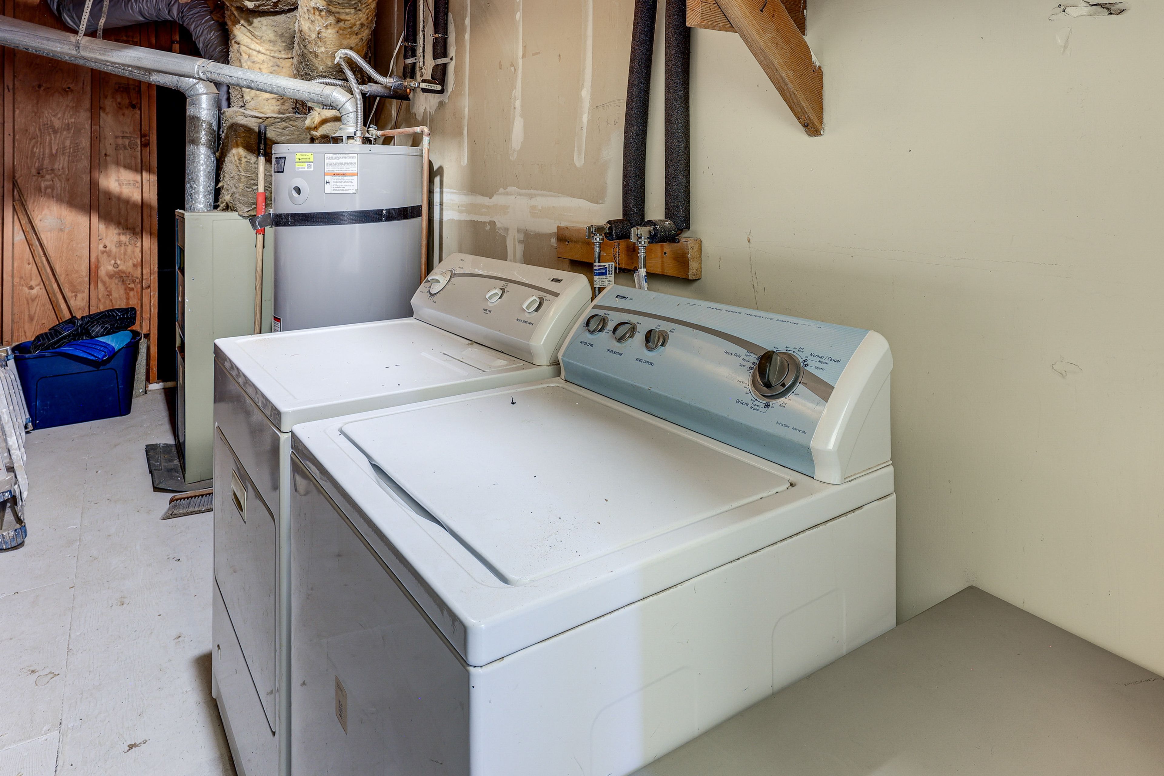 Washer & Dryer | Lower Level