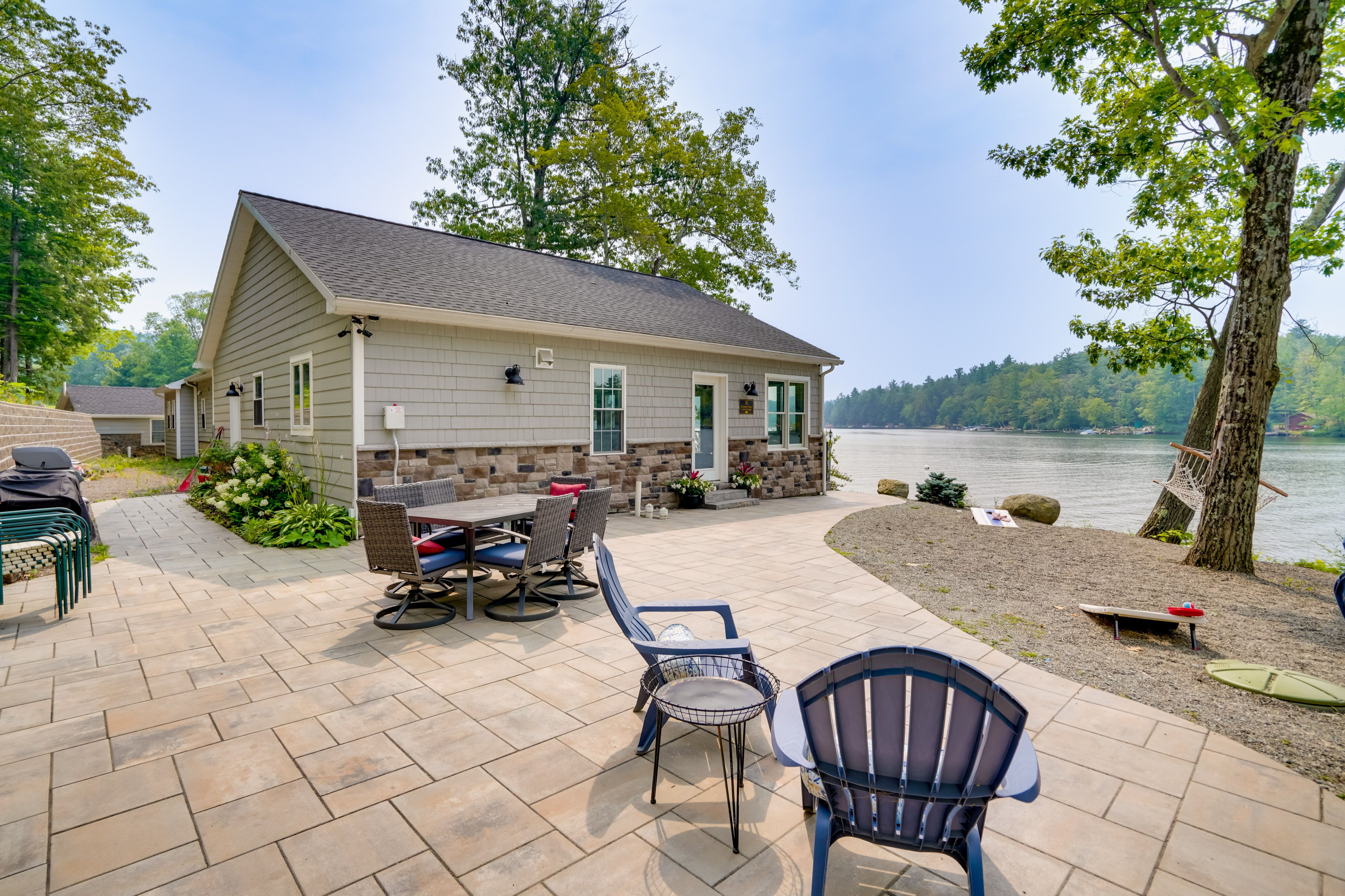 Shared Fire Pit | Patio | Cornhole | Grill