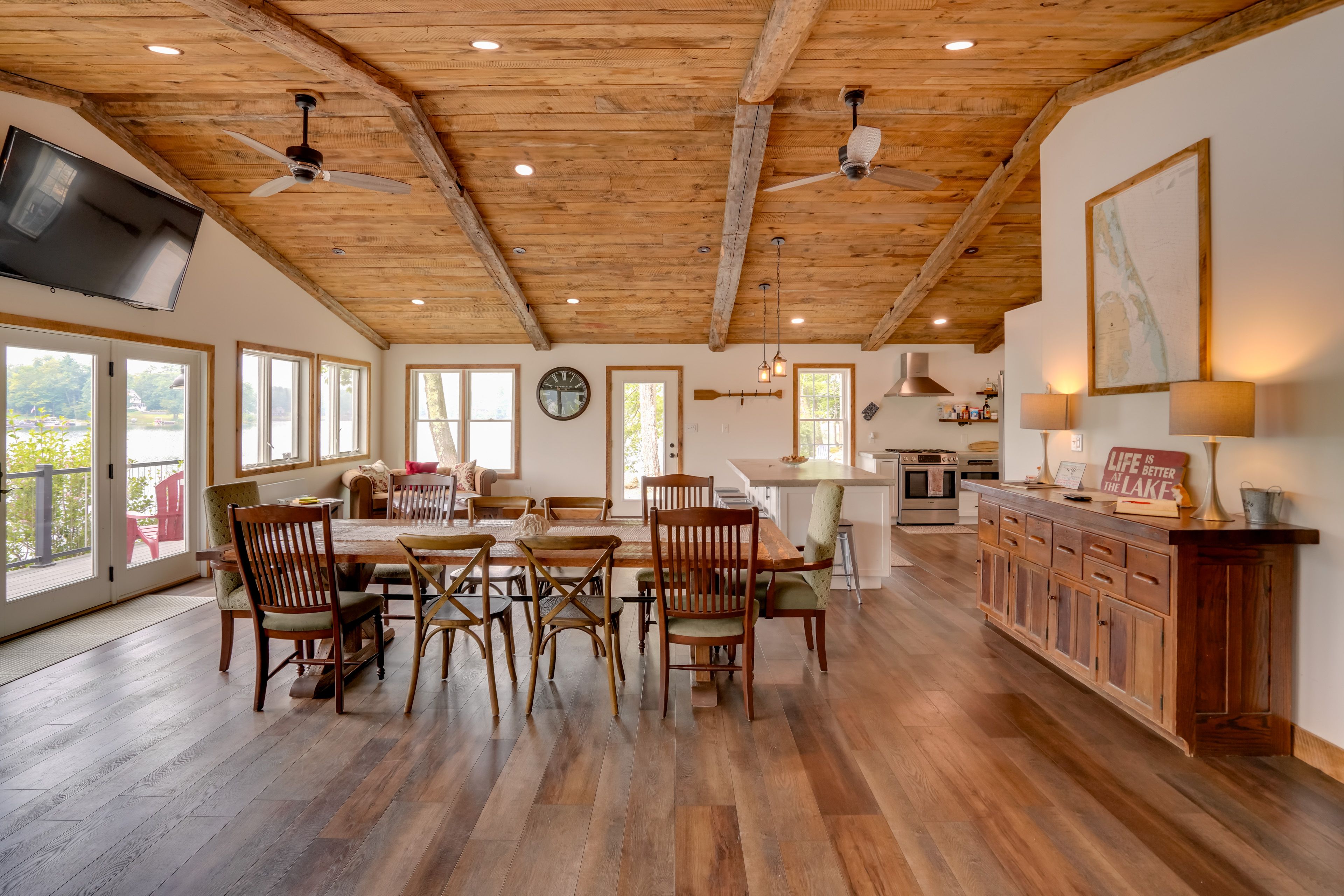 Dining Area | Dining Table | Dishware/Flatware | Main Level