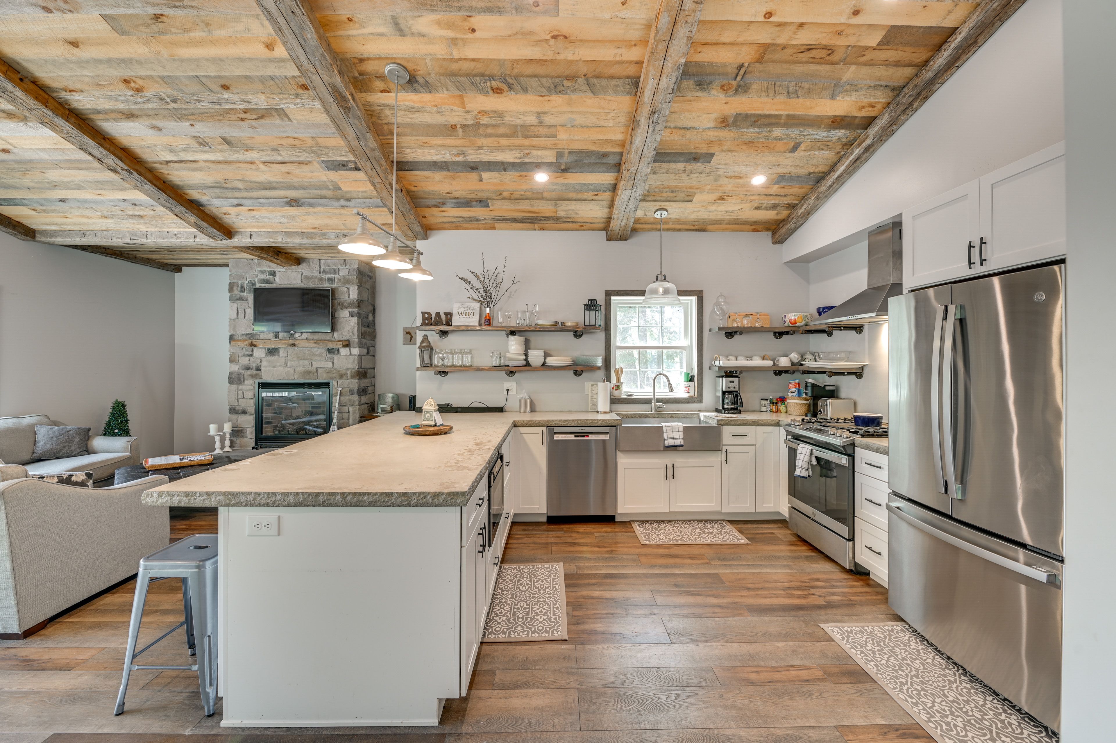 Kitchen | Cooking Basics | Main Level