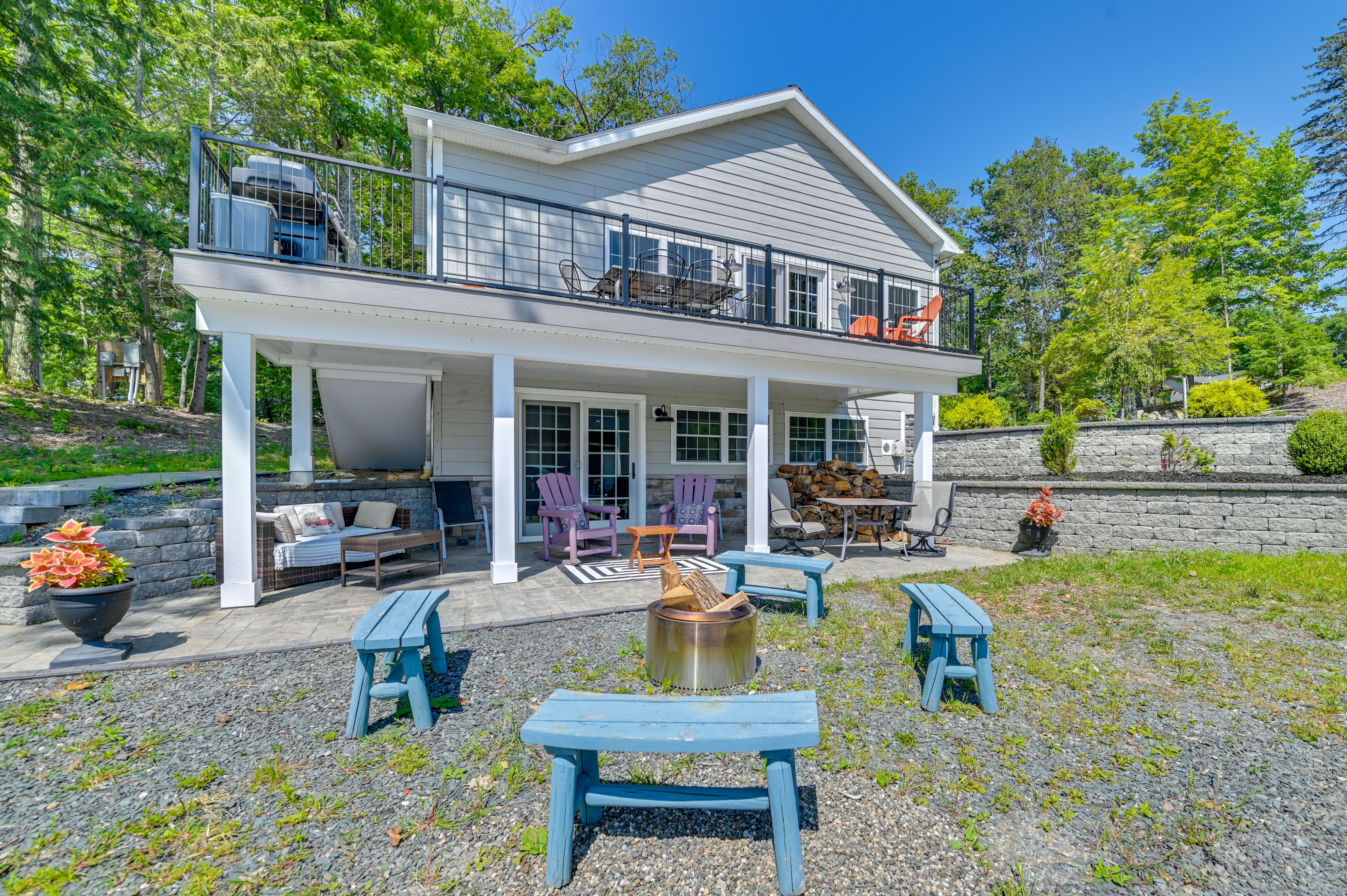 Shared Outdoor Space | Fire Pit