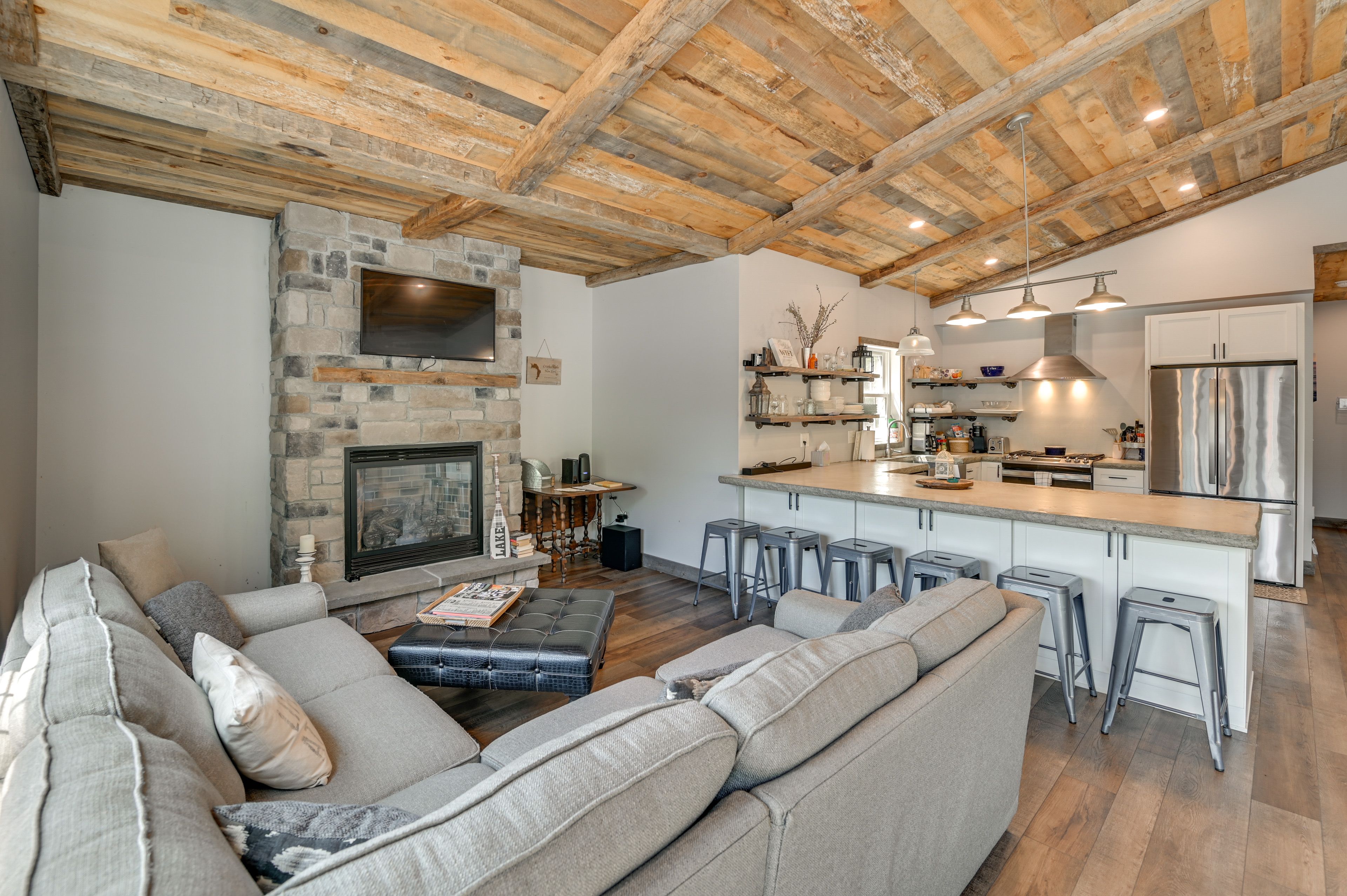 Living Room | Fireplace | Smart TV