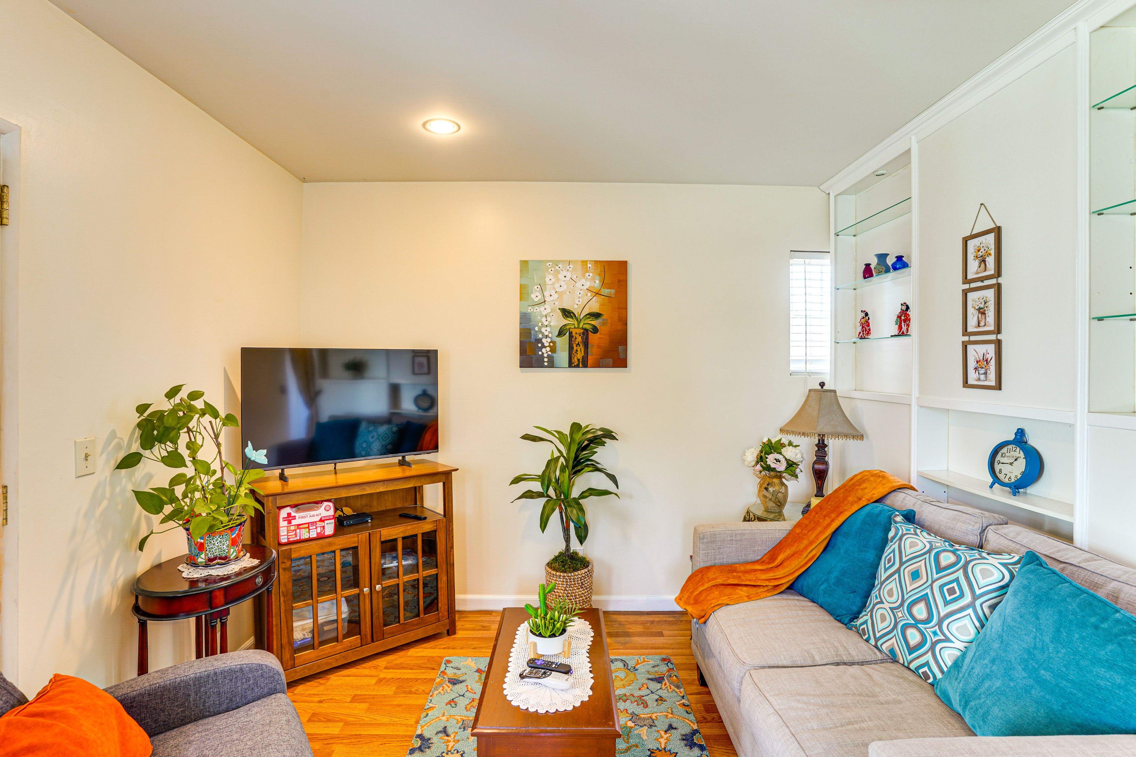 Living Room | Smart TV