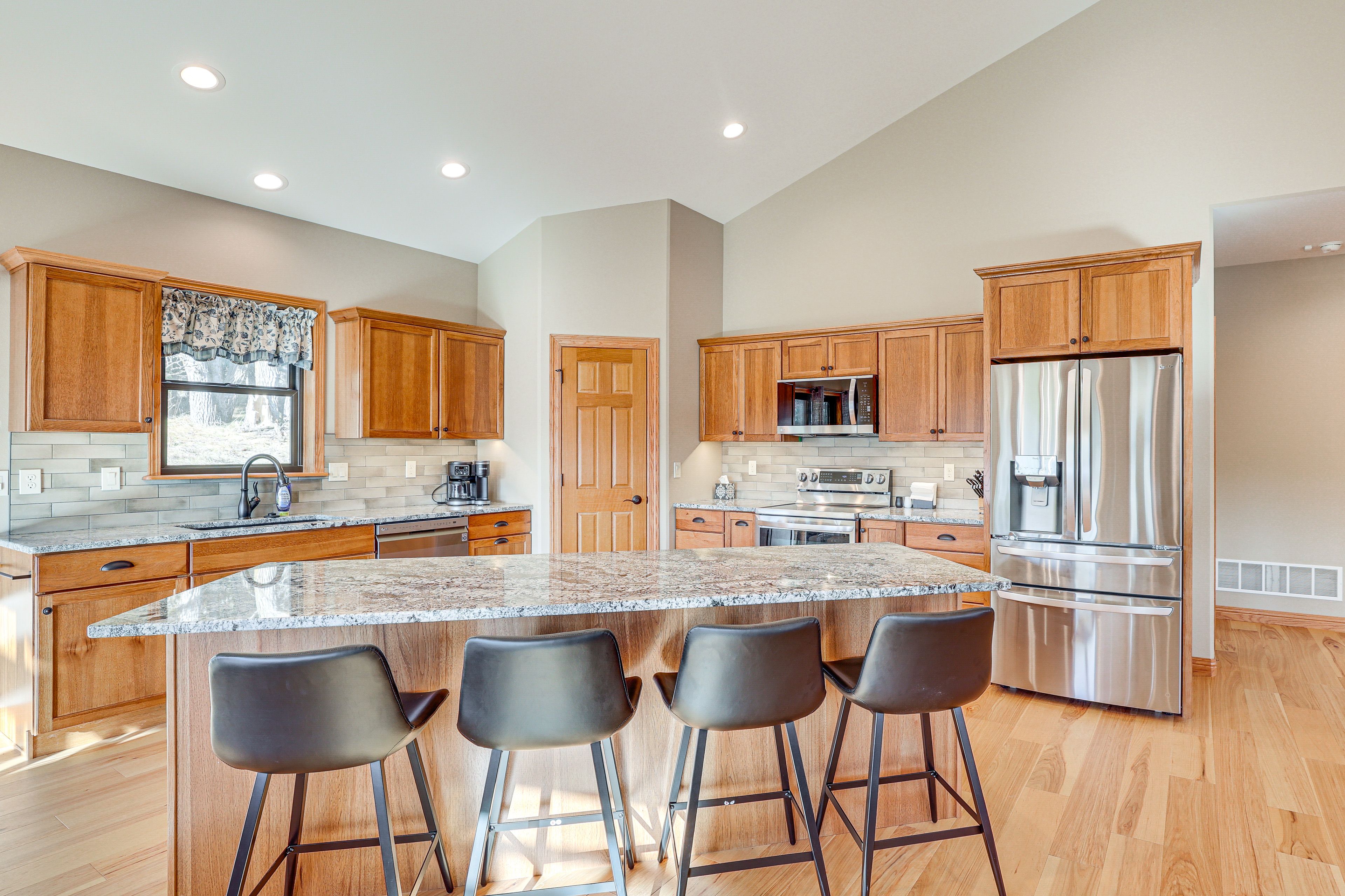 Single-Story Home | Modern Interior w/ High Ceilings | Free WiFi