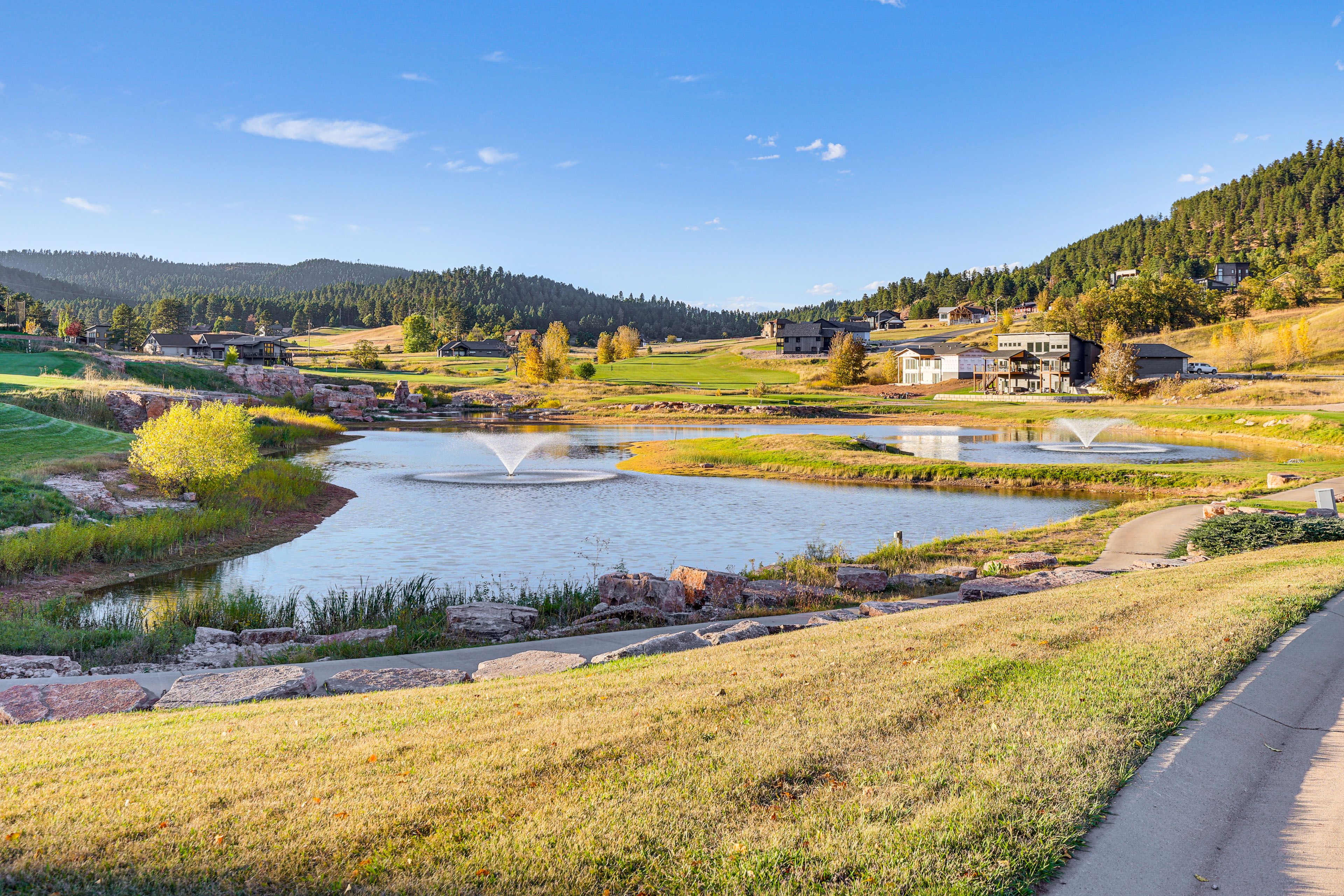 Golf Course & Mountain Views