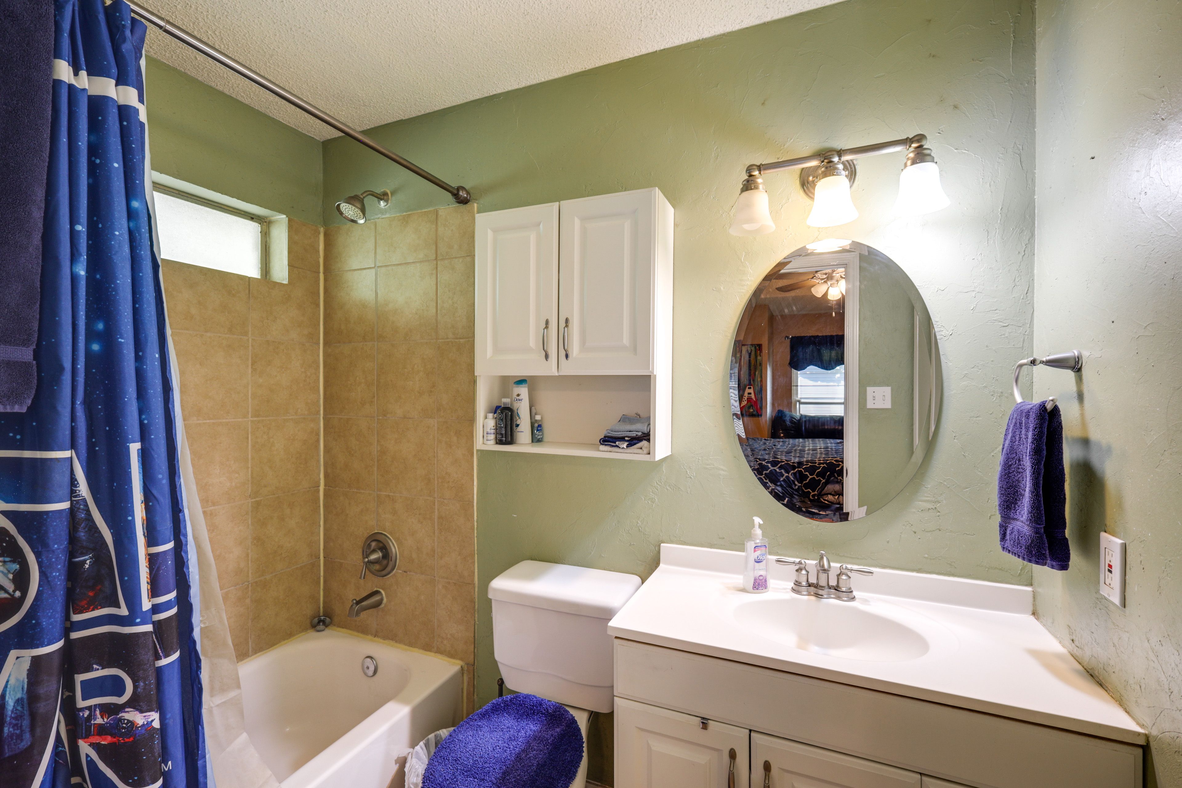 Bathroom | Towels Provided