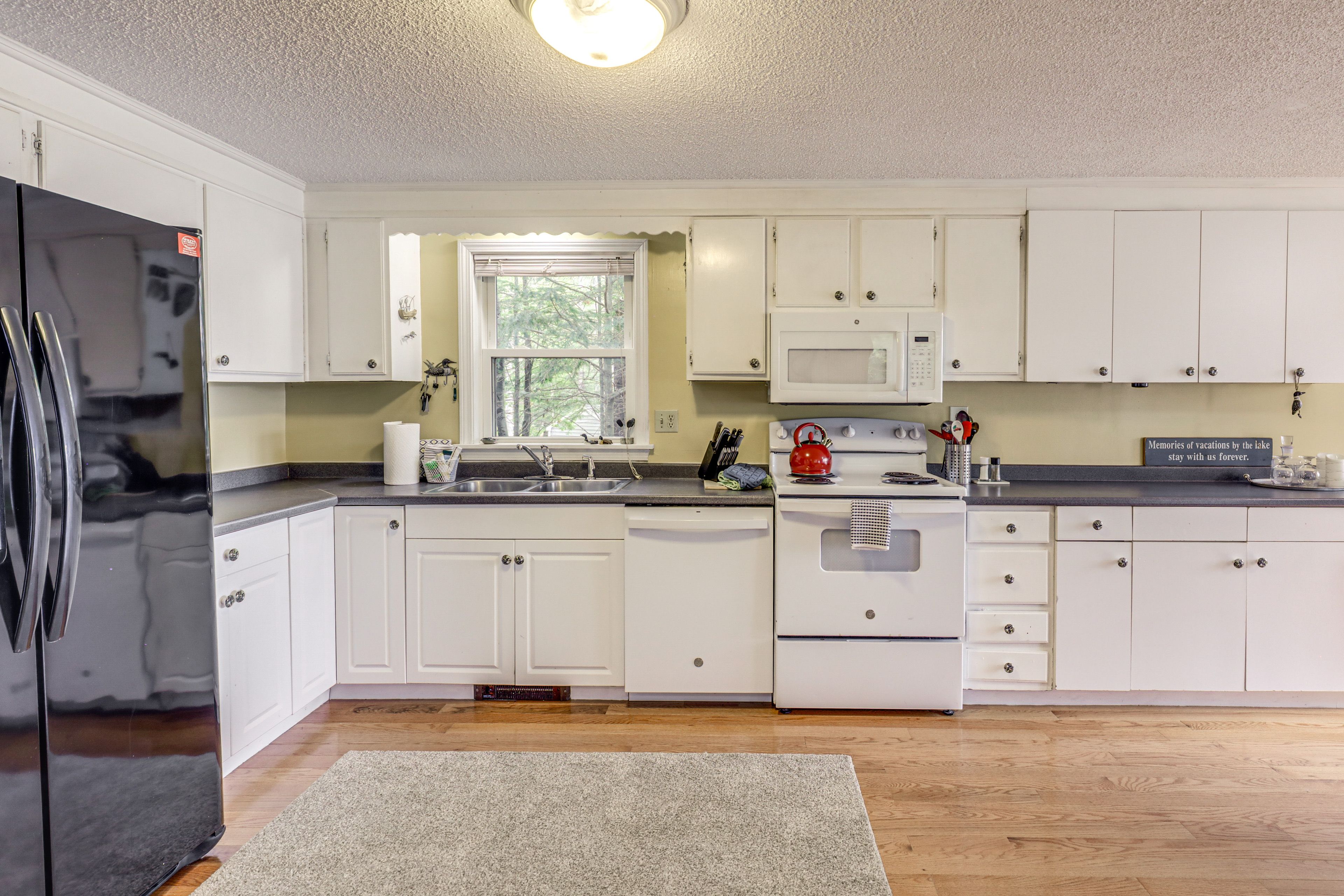 Kitchen | Cooking Basics | Drip Coffee Maker | Toaster