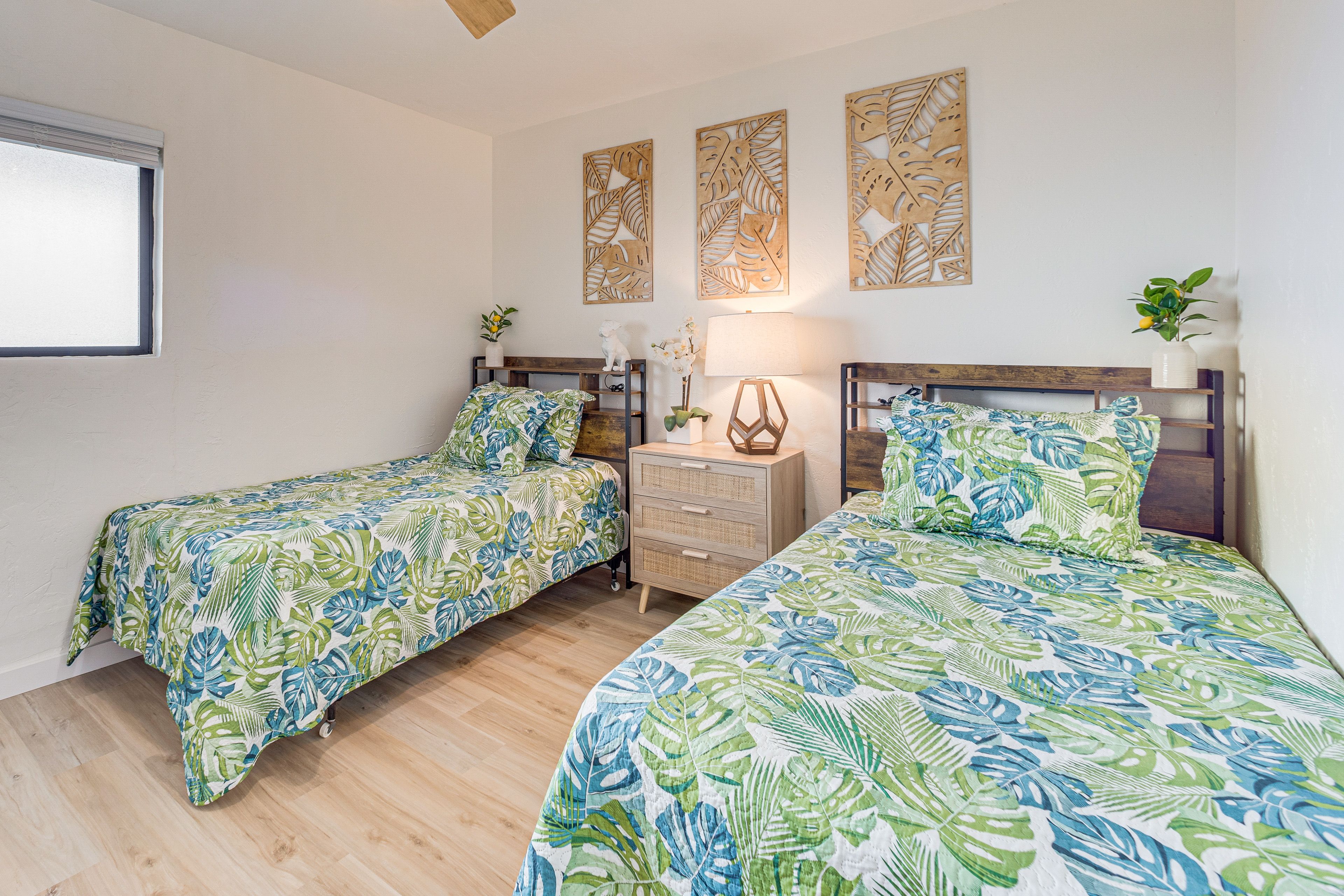 Bedroom 2 | 2 Twin Beds