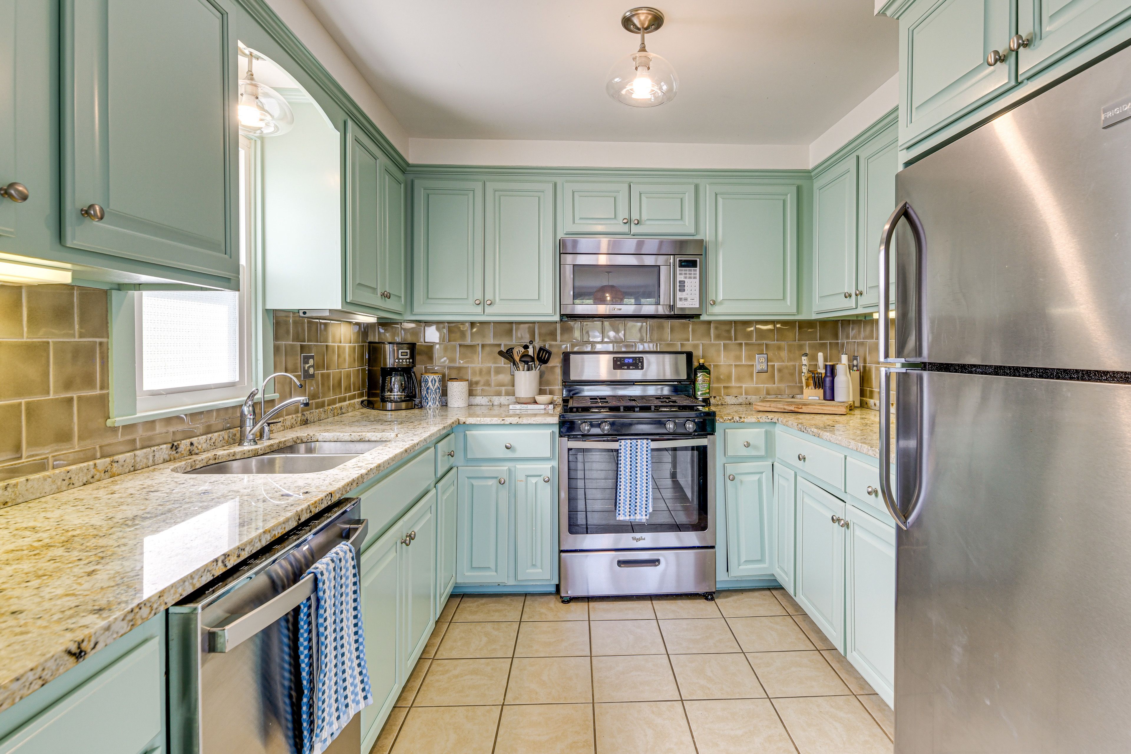Kitchen | Main Level | Dishwasher | Drip Coffee Maker