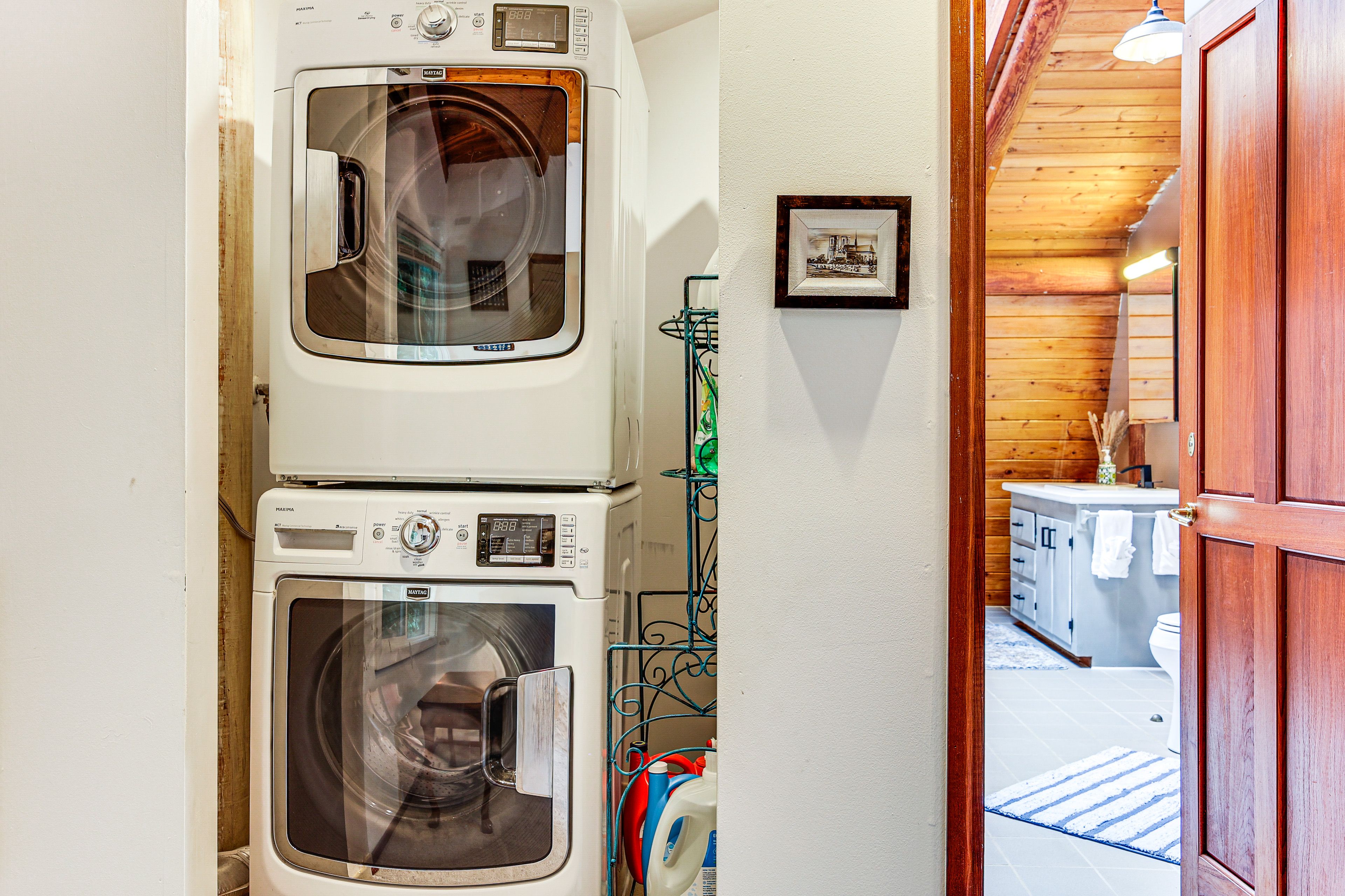 Laundry Closet | 2nd Floor | Washer & Dryer
