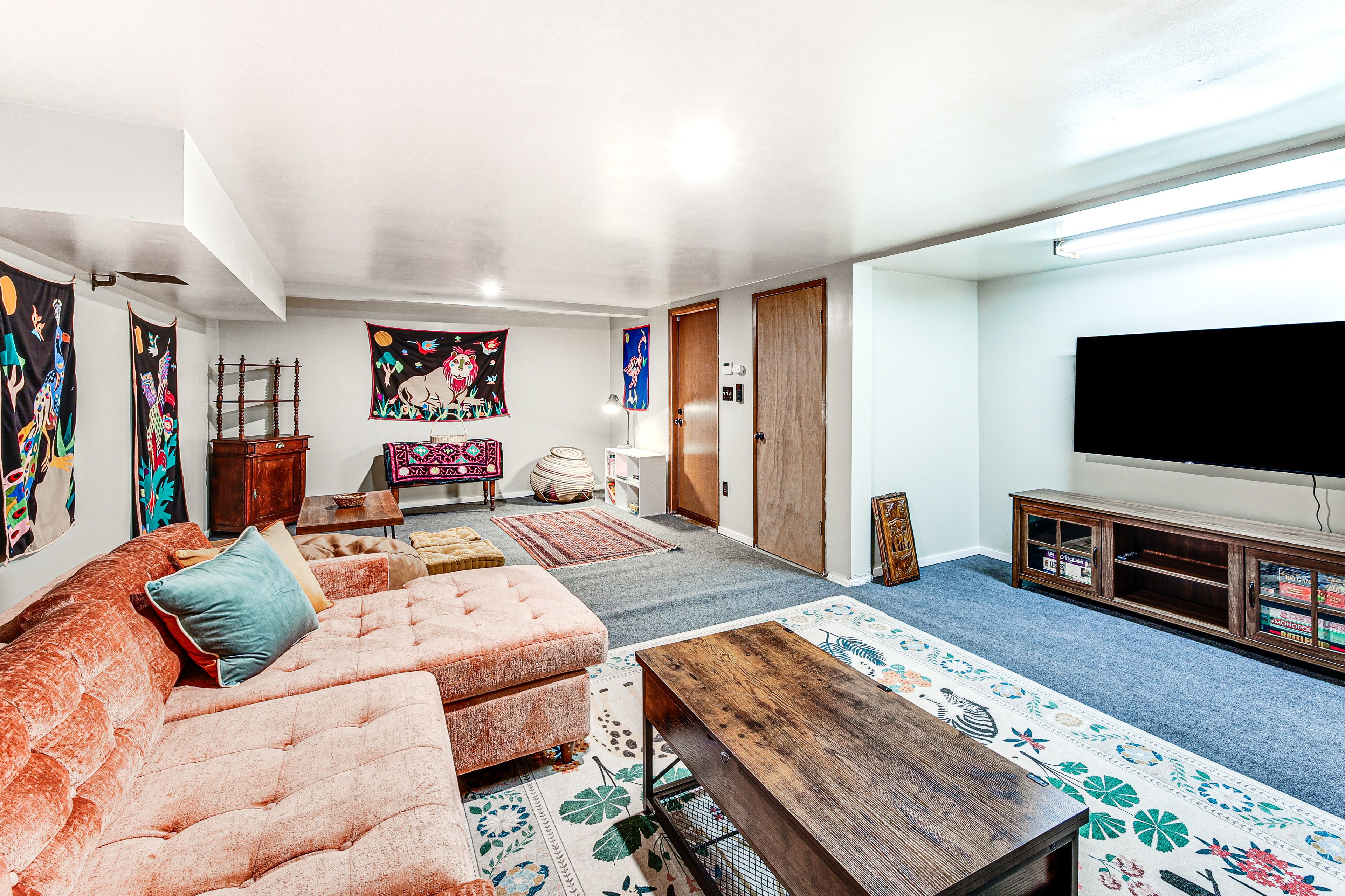 Additional Living Space | Basement | Smart TV | Board Games