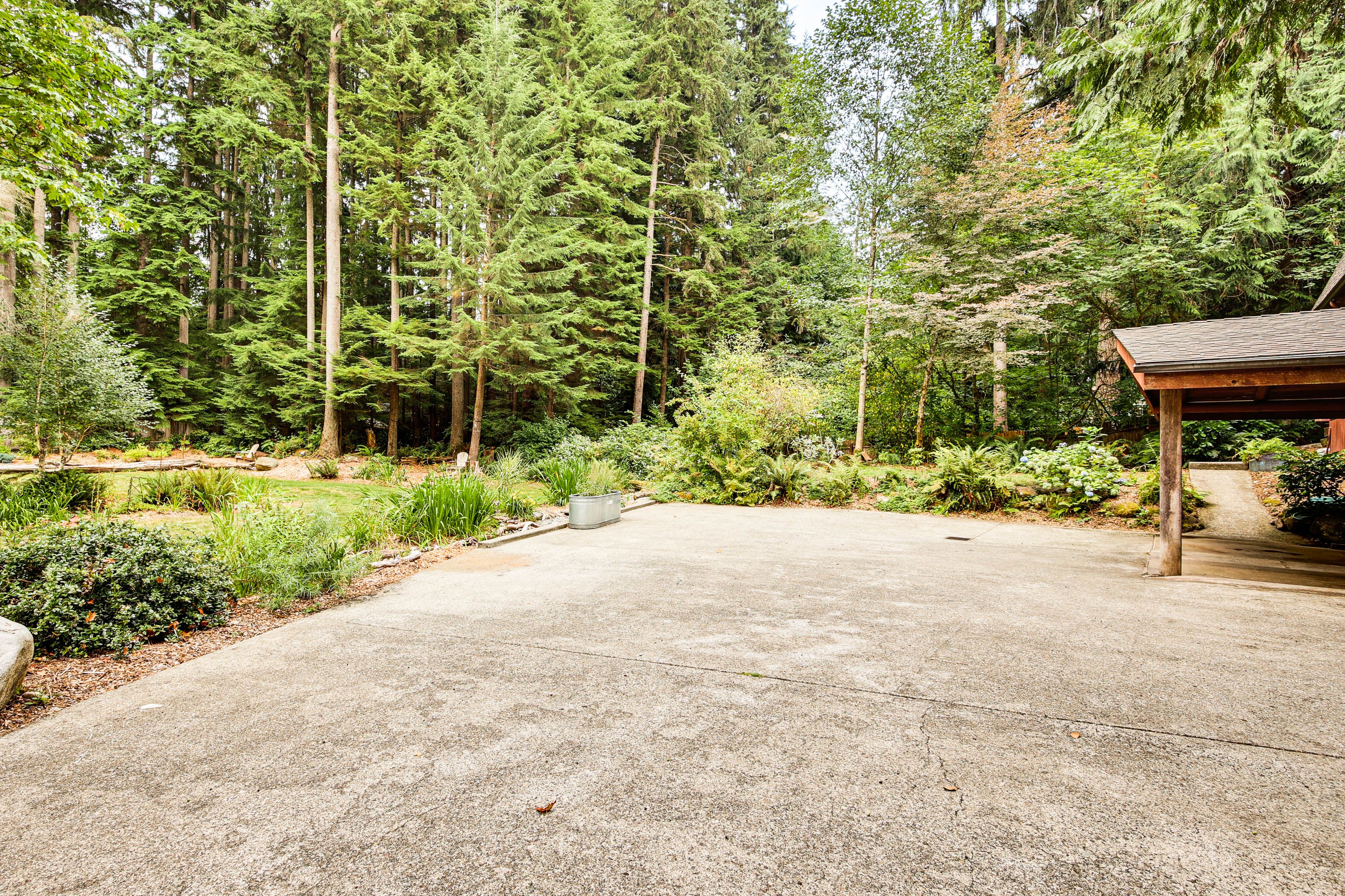 Driveway (1 Vehicle) | Space Near Gate (1 Vehicle) | Street Parking (2 Vehicles)