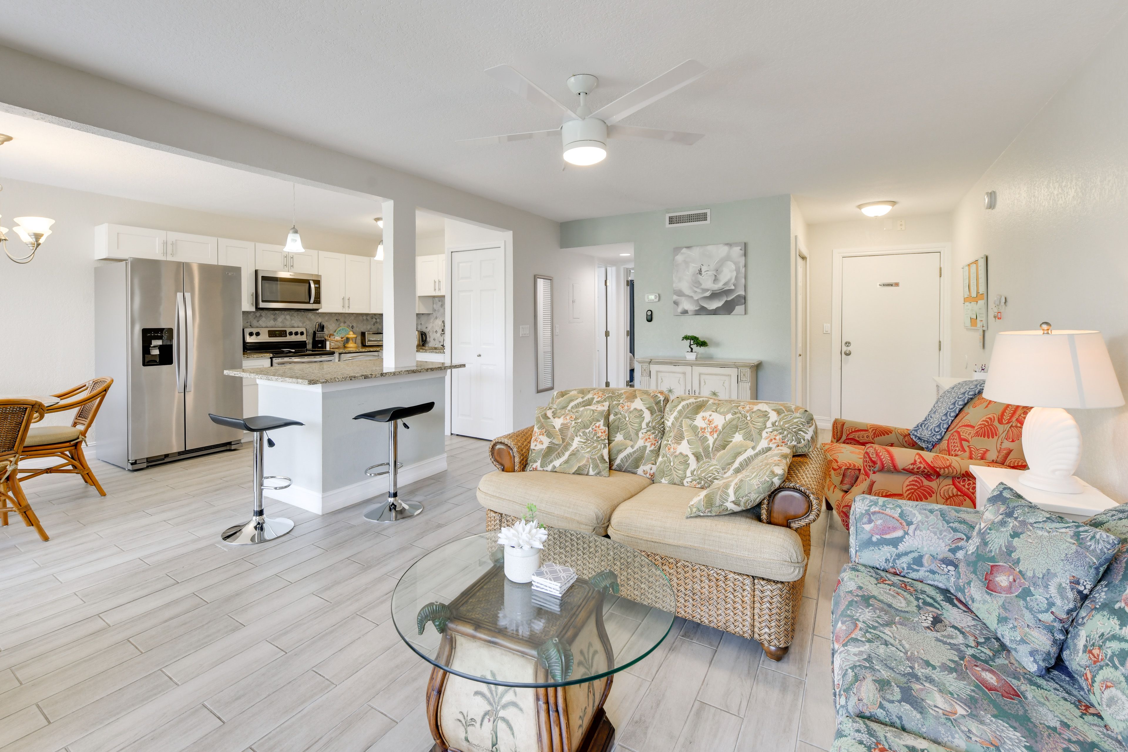 Sarasota Vacation Rental | 1BR | 1BA | 780 Sq Ft | 2 Steps to Enter