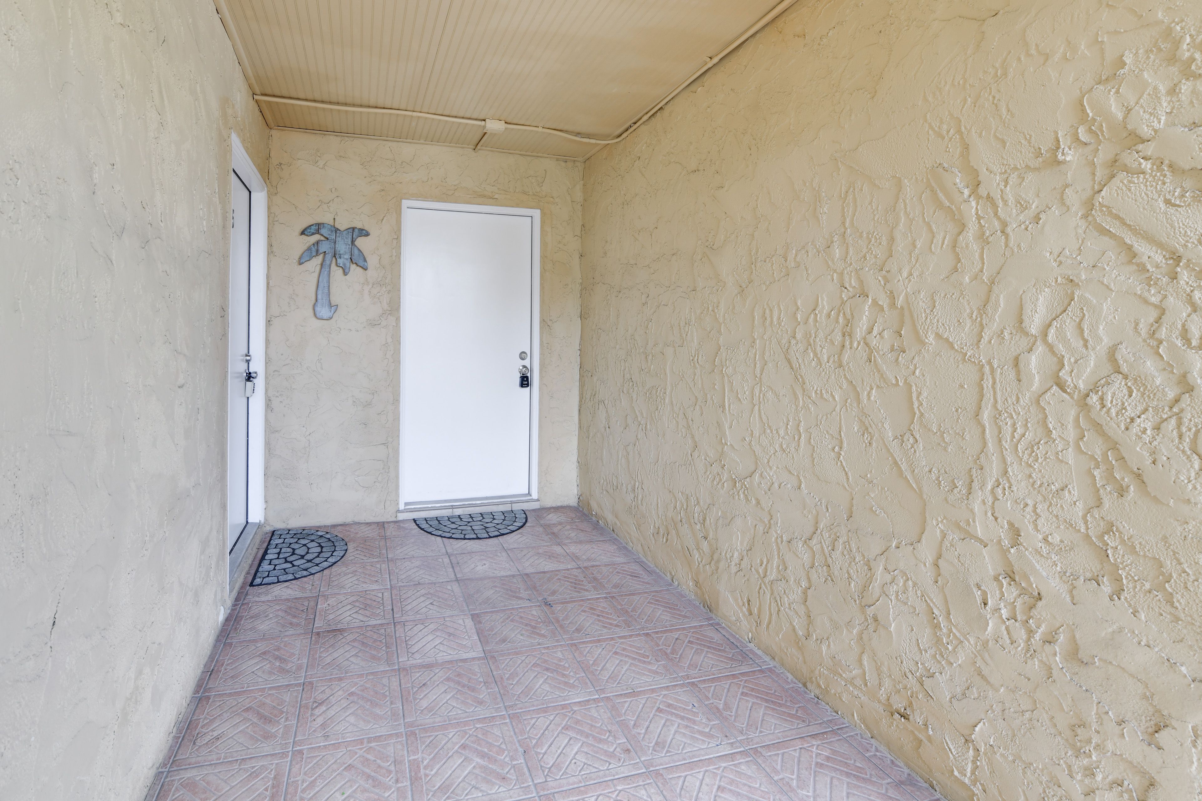 Exterior | Private Entrance