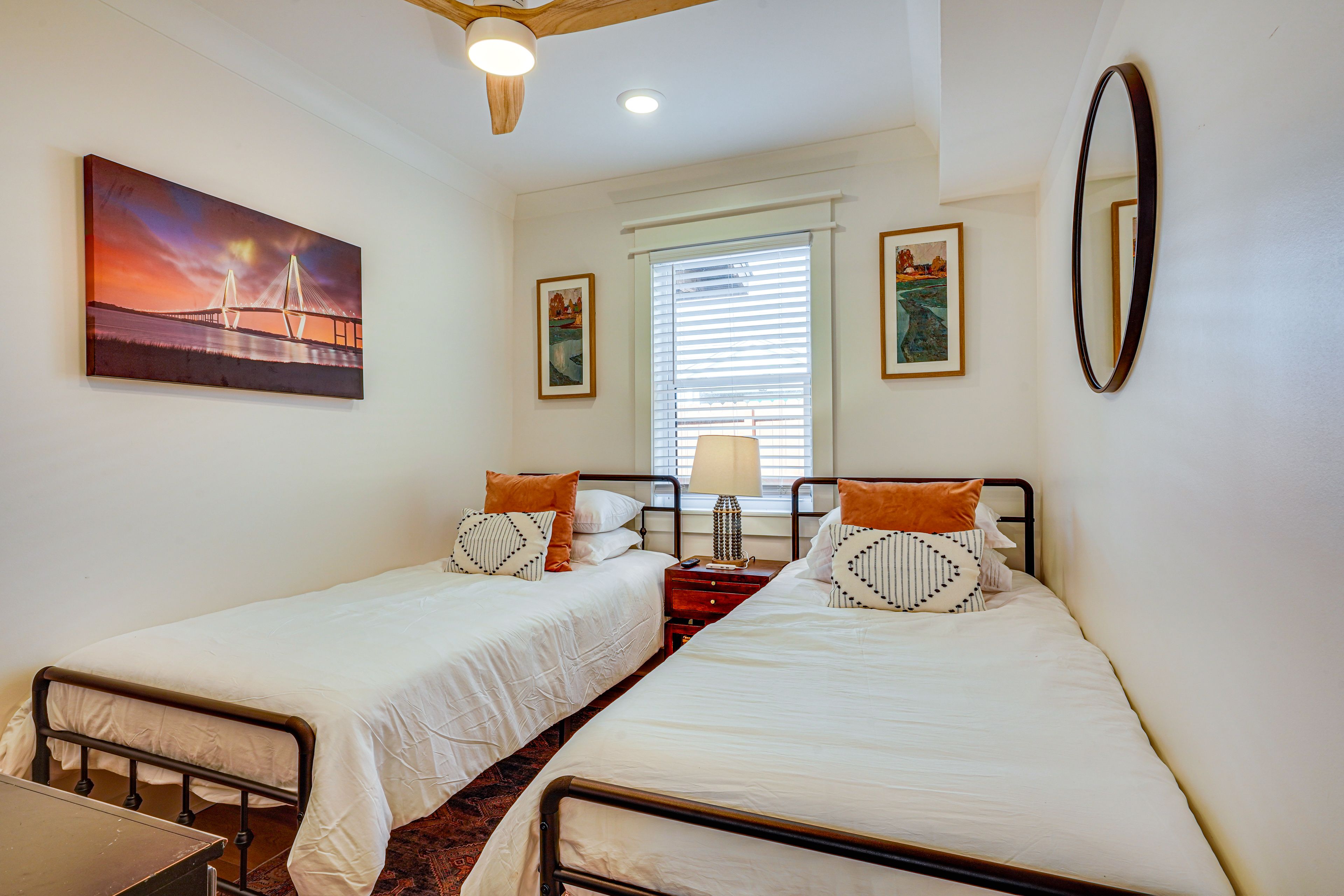 Bedroom 3 | 2 Twin XL Beds
