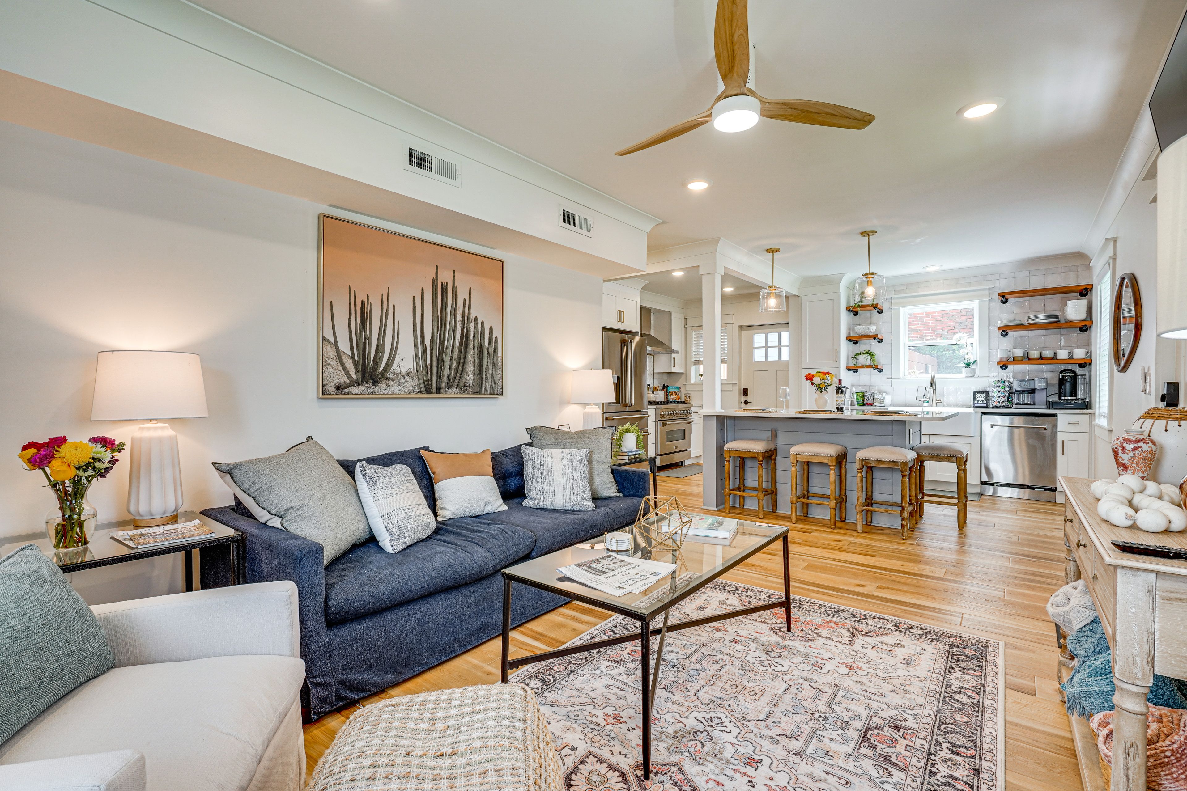 Living Room | Central A/C & Heating