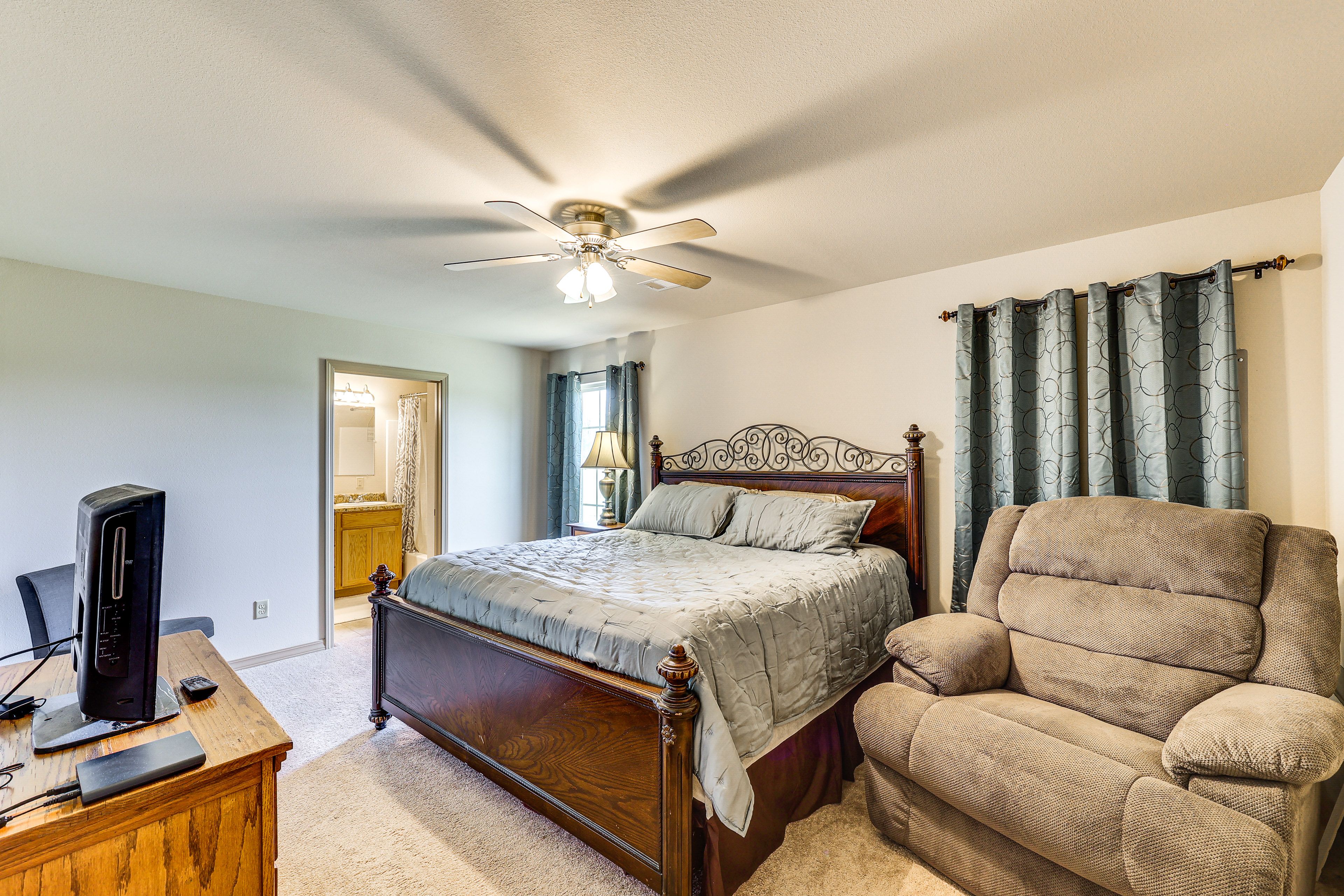 Bedroom 1 | King Bed | Linens Provided | Flat-Screen TV