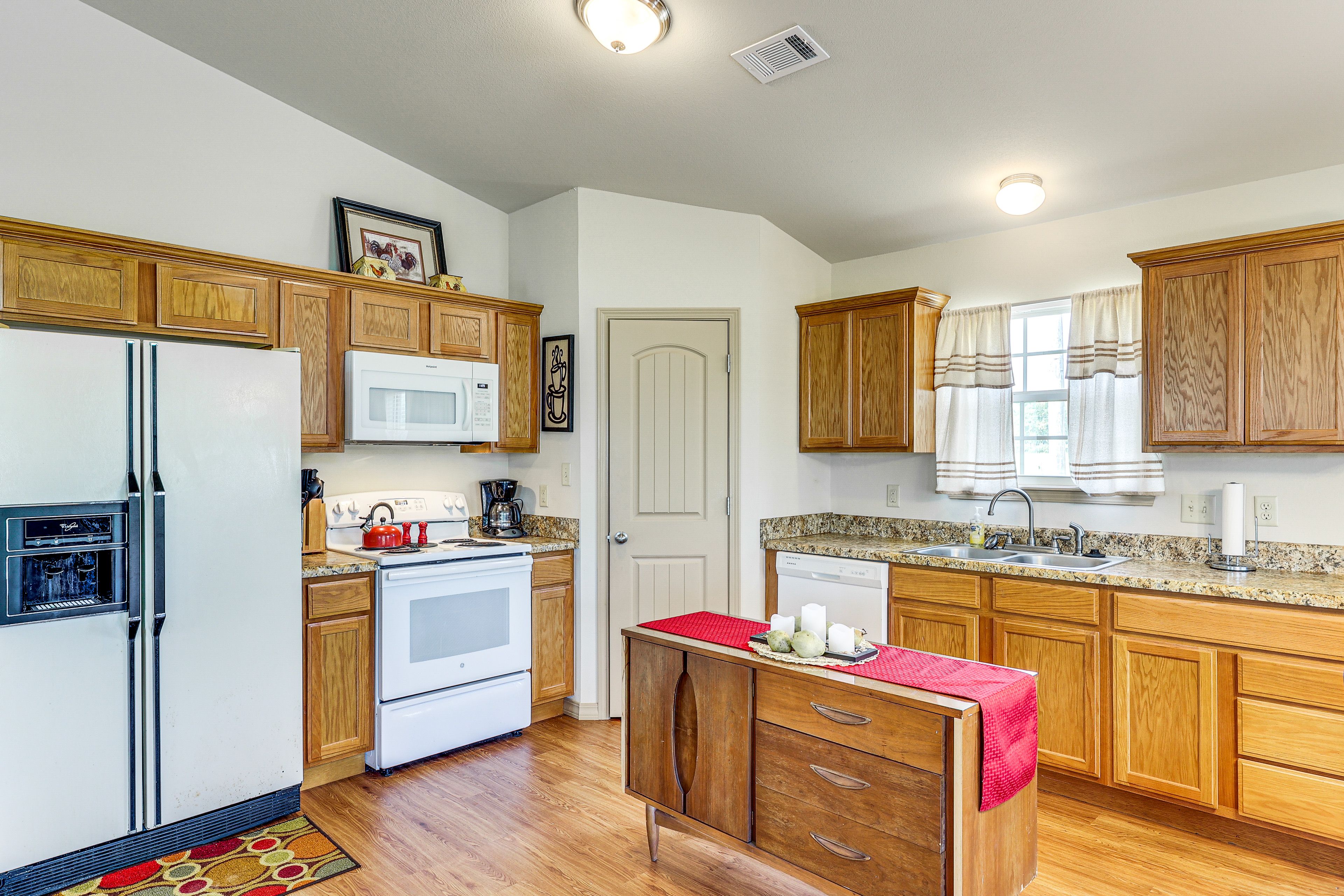 Kitchen | Dishwasher