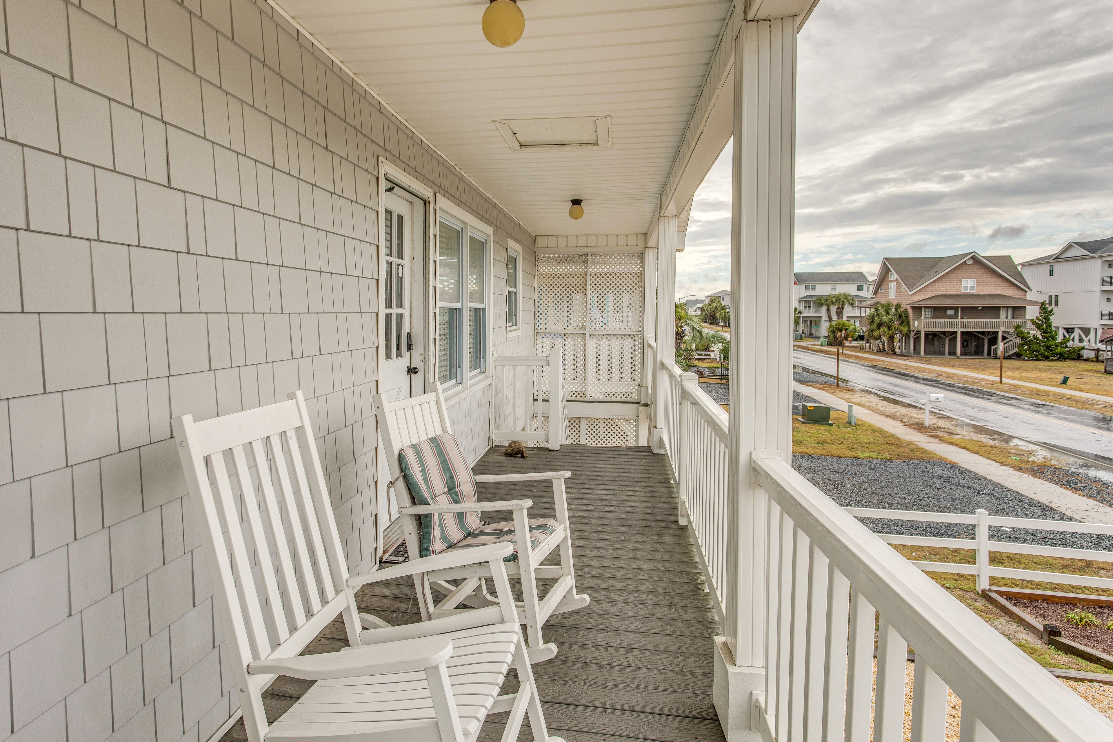 Private Deck | Single-Story Home