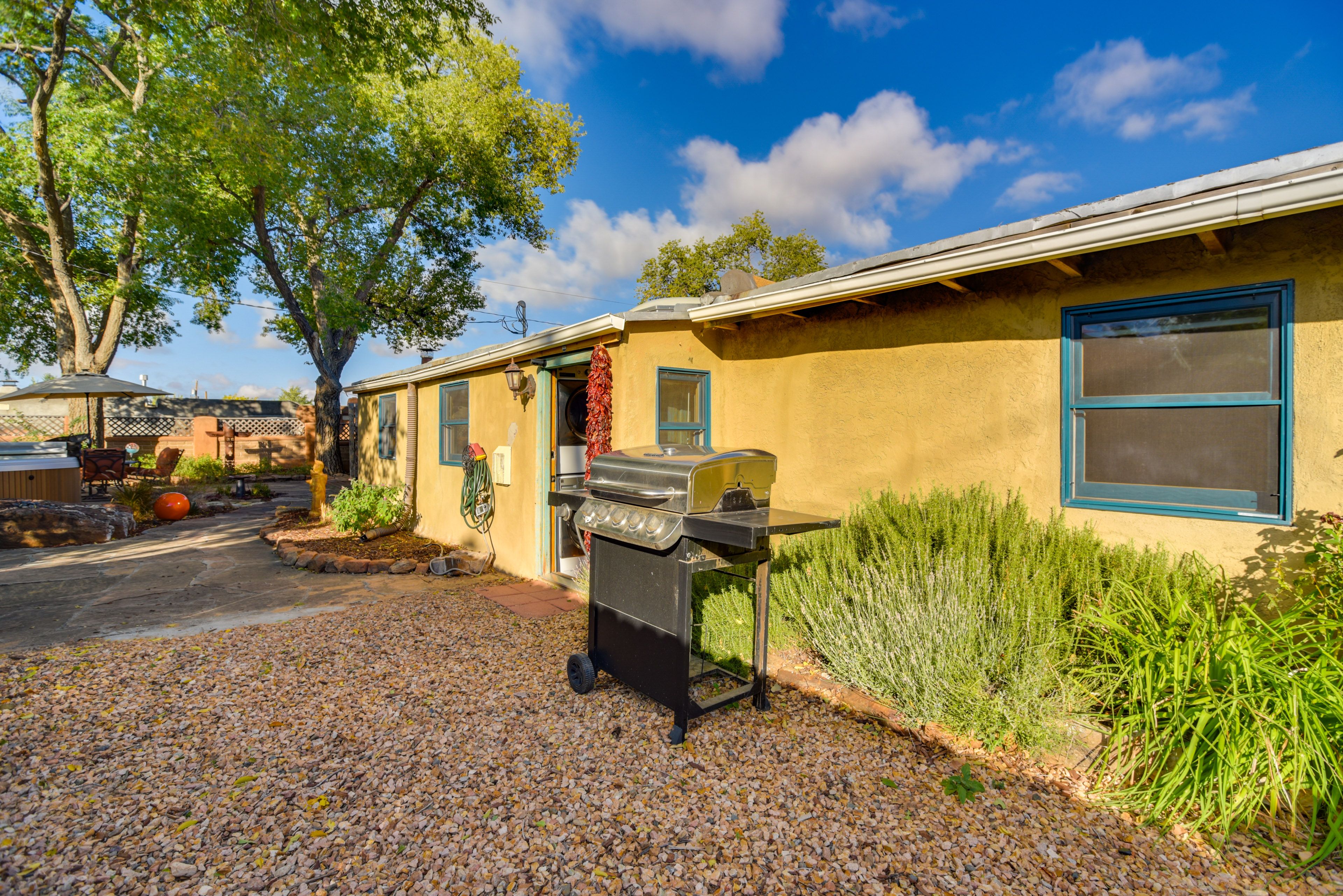 Fenced-In Backyard | Gas Grill (Starter Propane Provided)