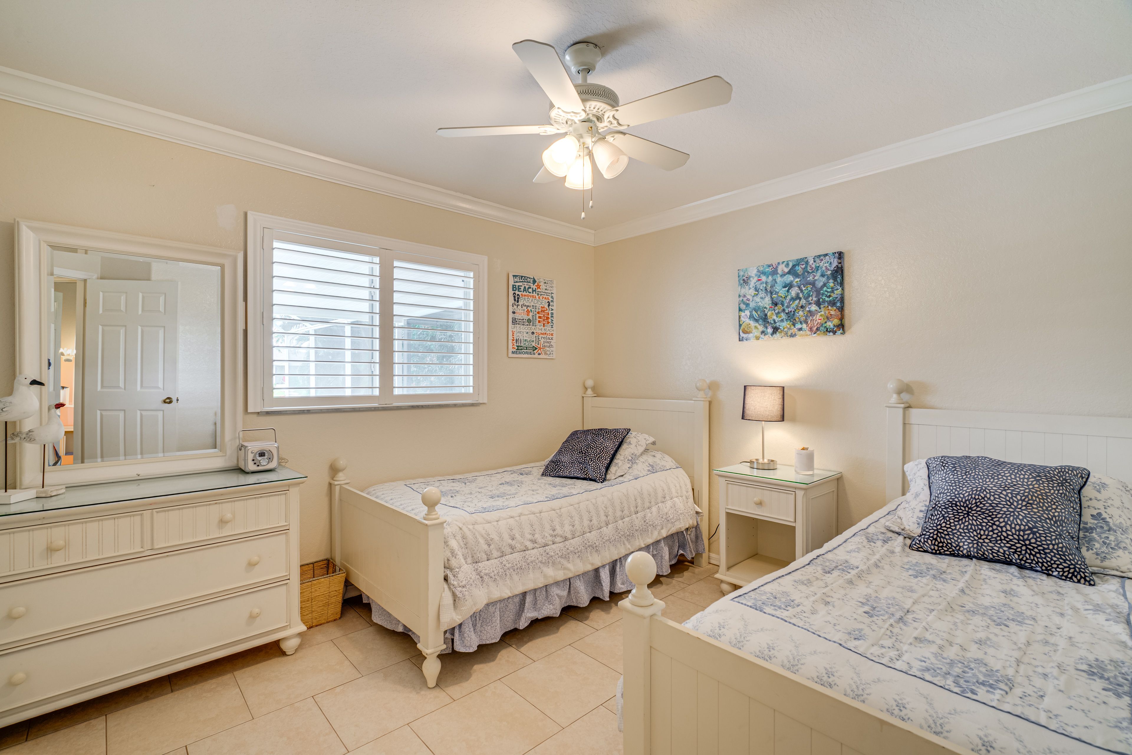 Bedroom 3 | 2 Twin Beds