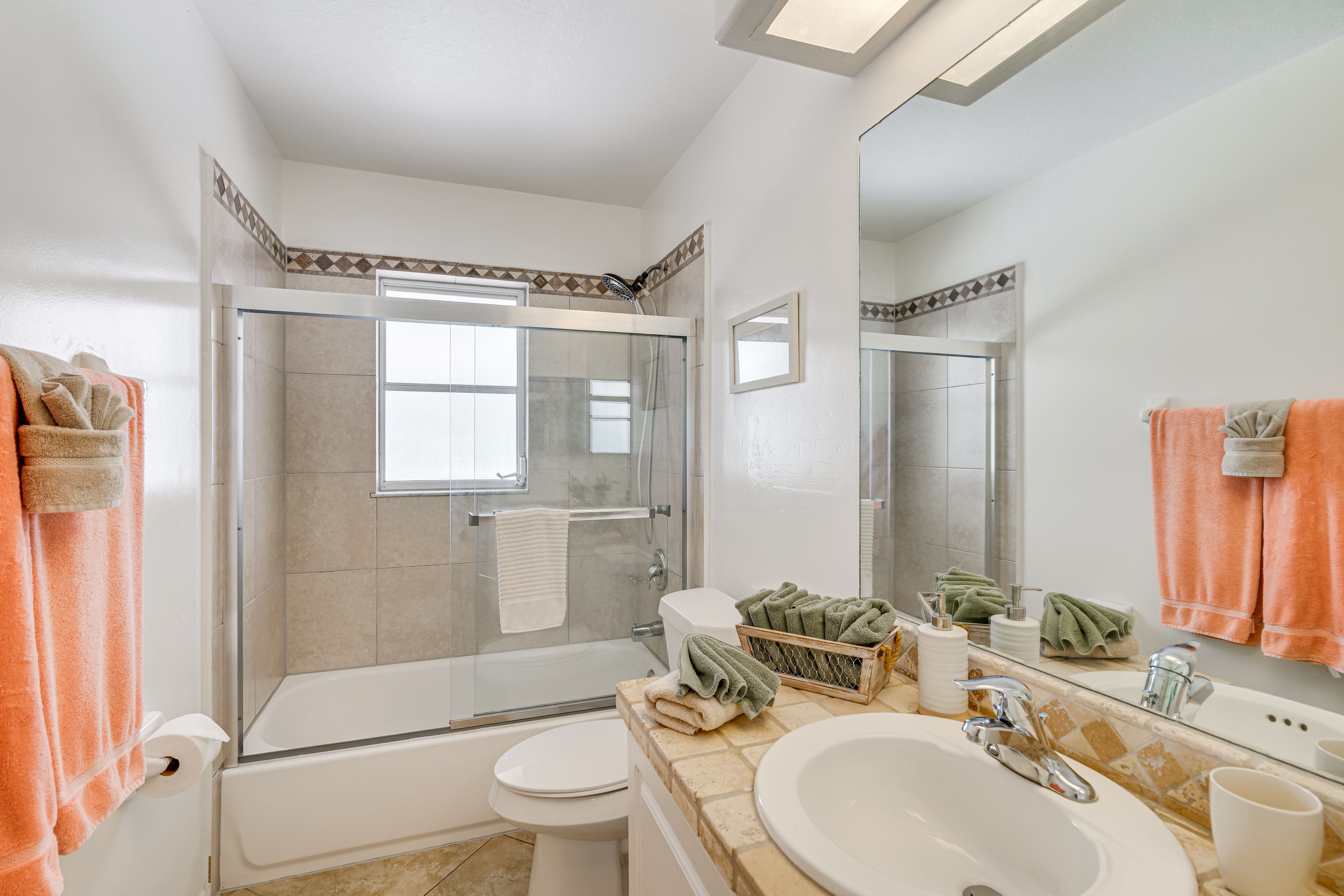 Full Bathroom