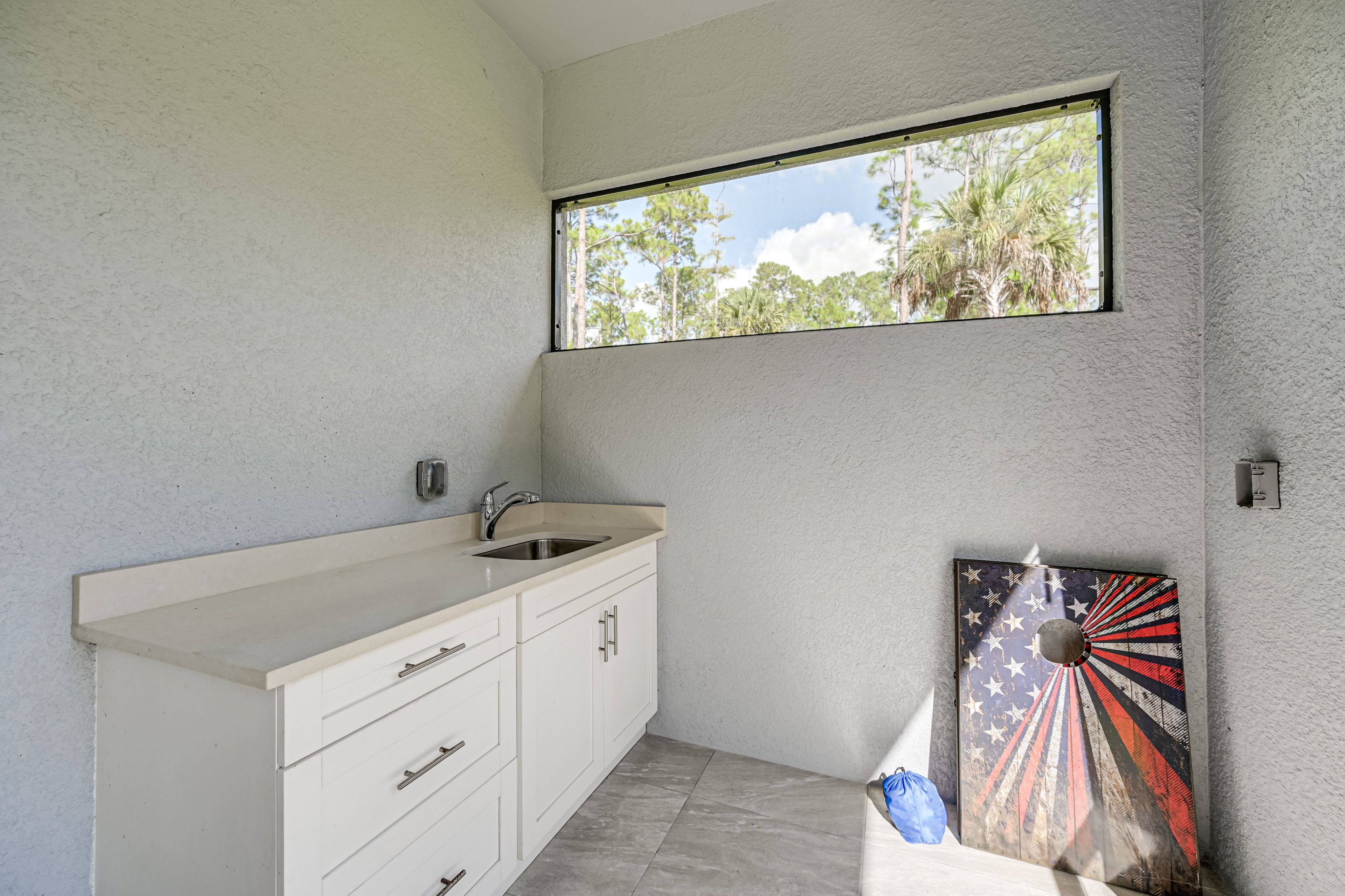 Wet Bar