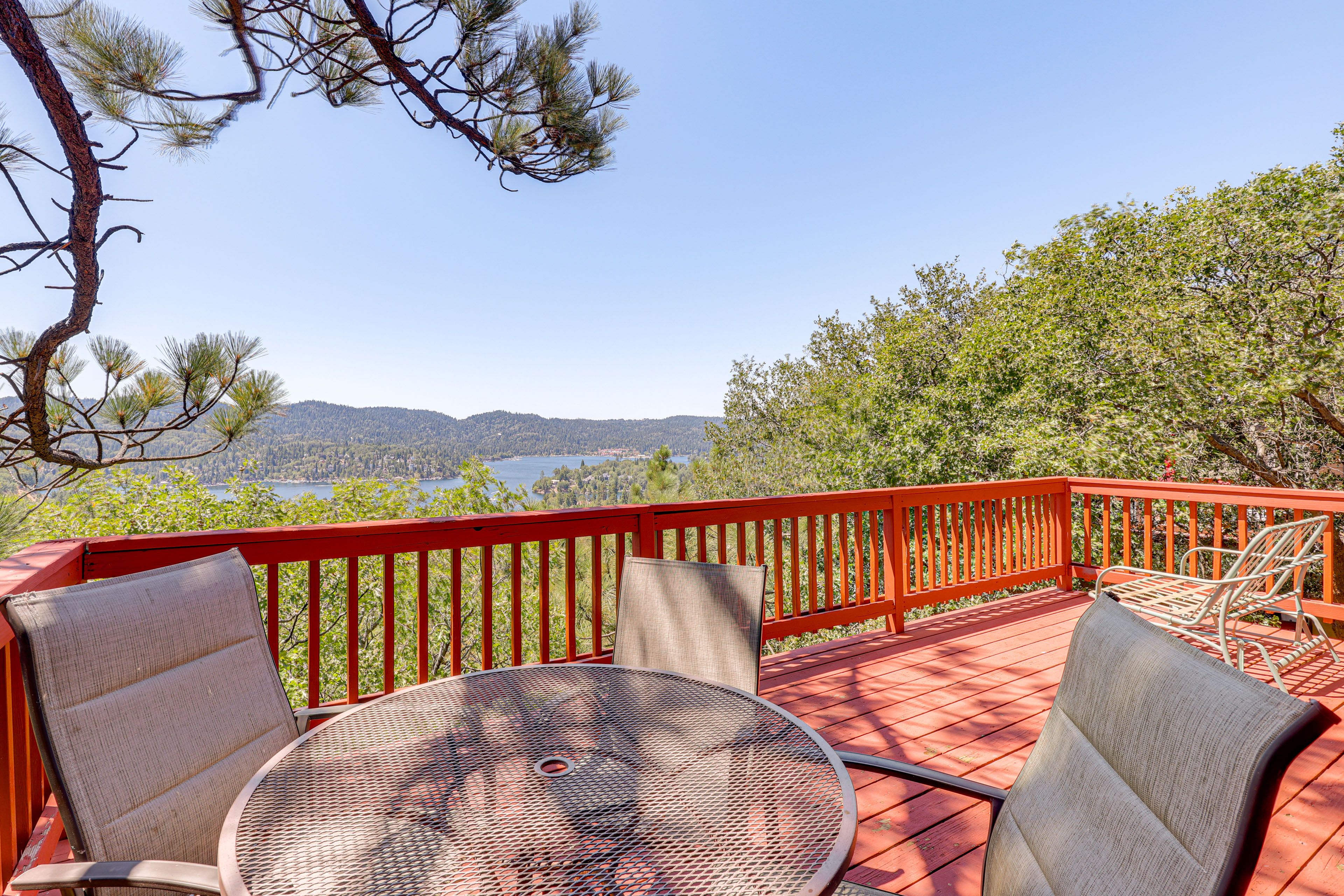 Lake Arrowhead Vacation Rental | 3BR | 2.5BA | 1,854 Sq Ft | 3 Steps to Enter