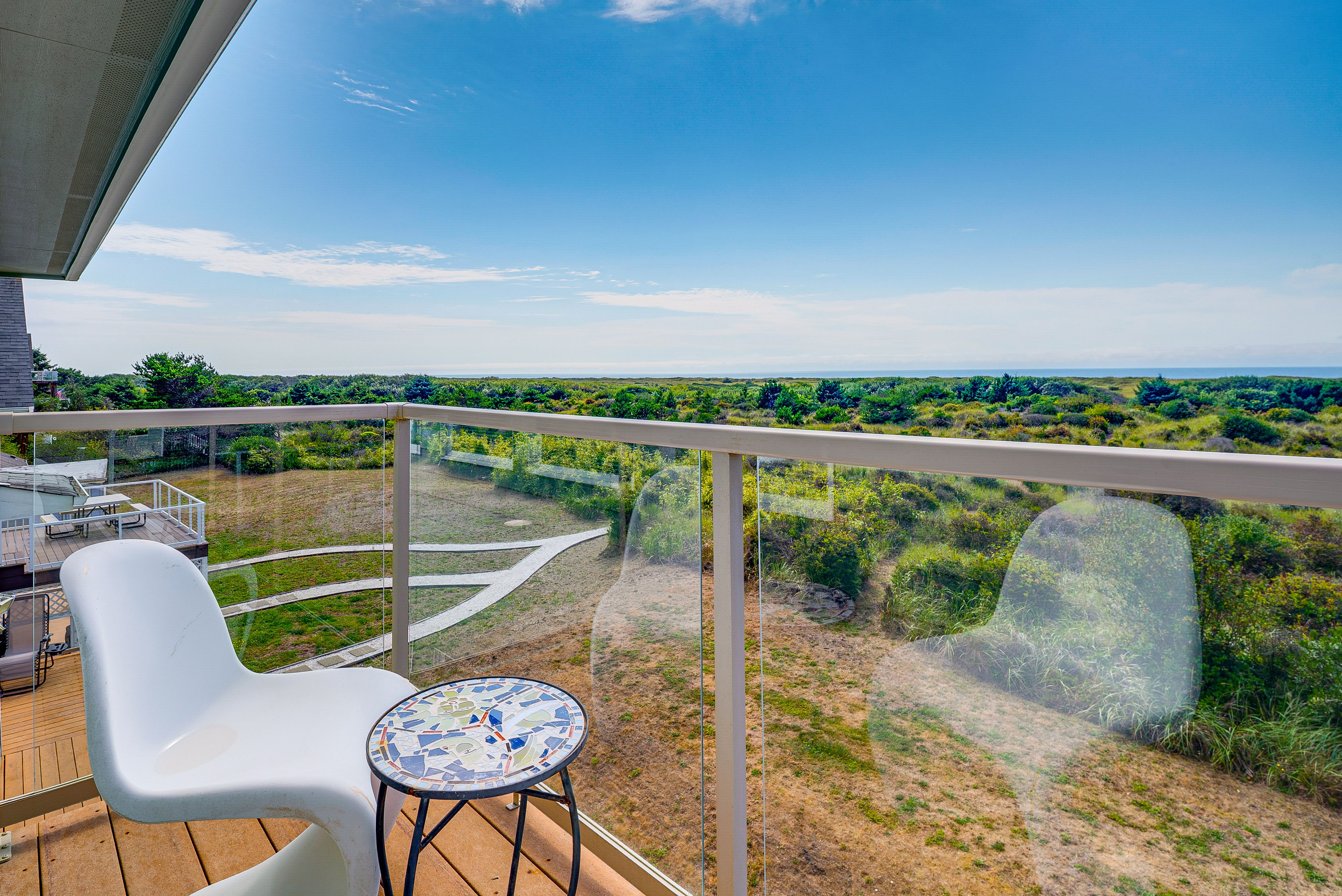 Copalis Beach Vacation Rental | 3BR | 3BA | Stairs Required | 2,200 Sq Ft