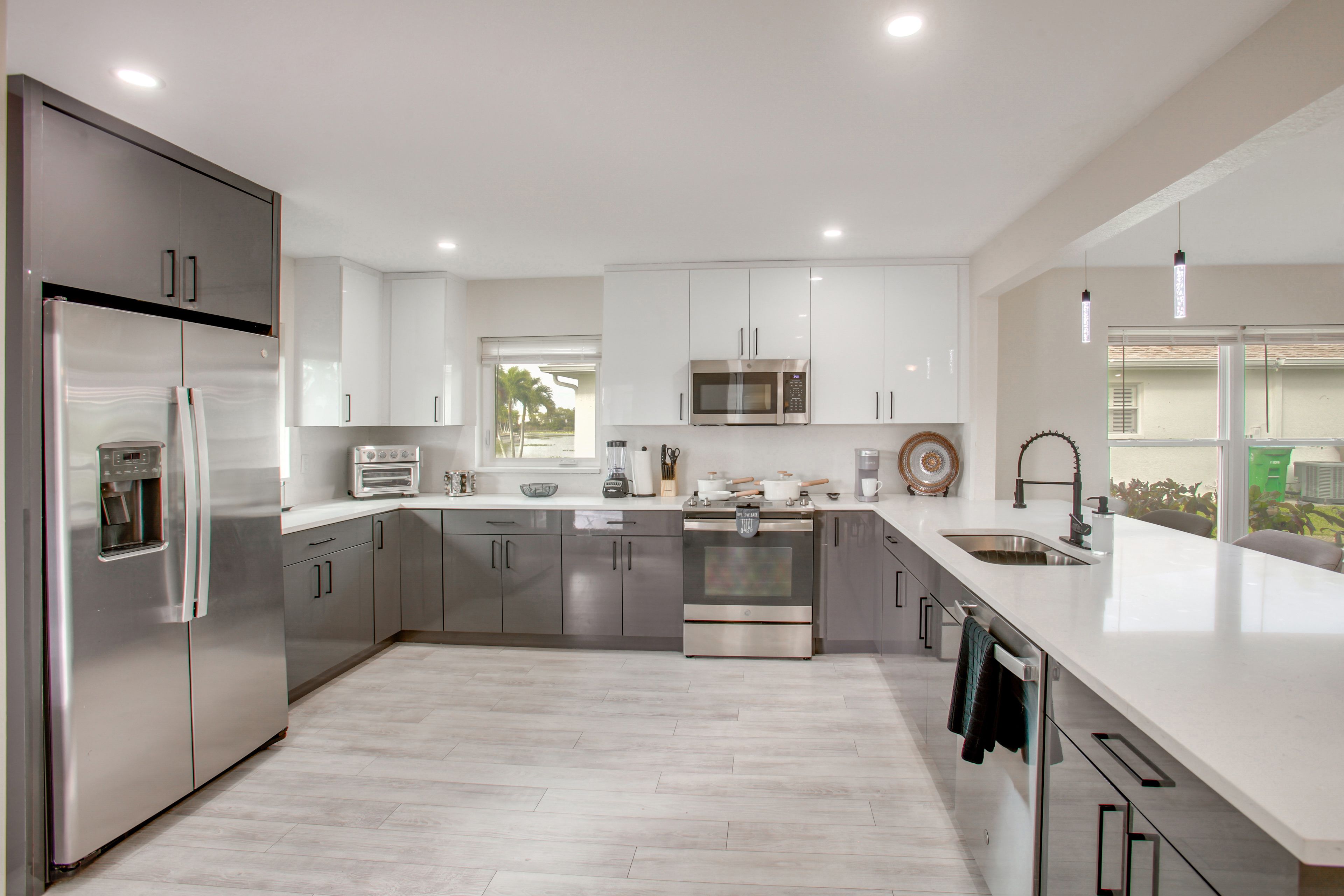 Kitchen | Cooking Basics | Keurig Coffee Maker | Microwave | Toaster Oven