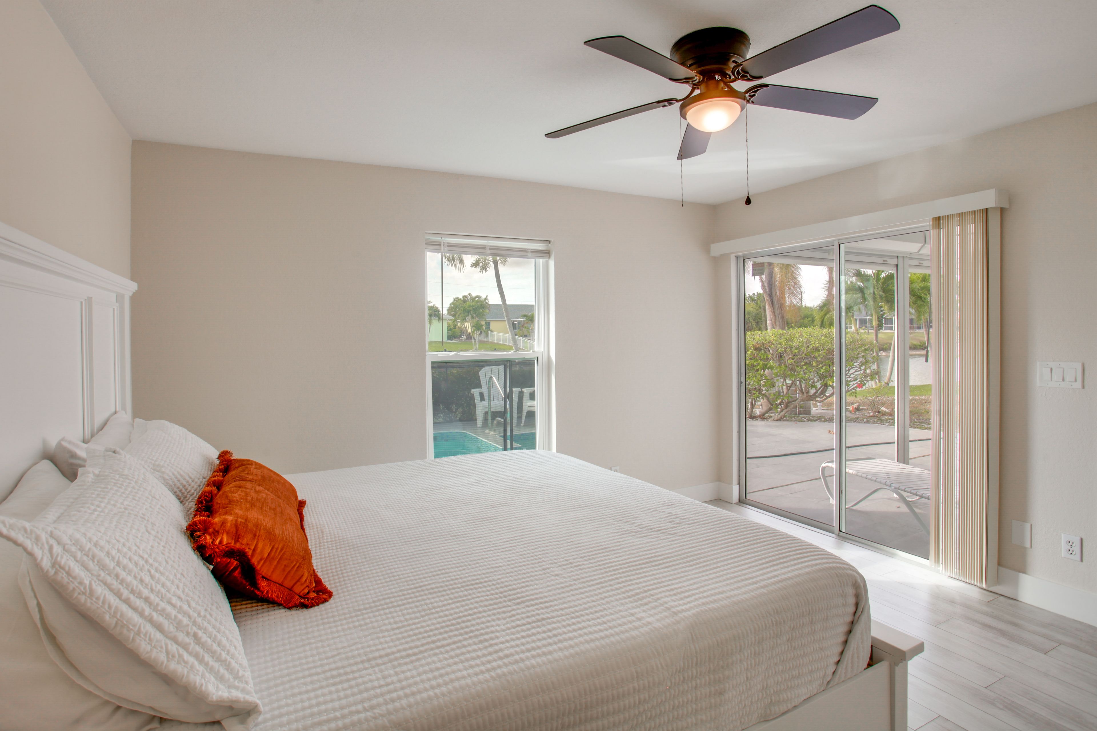 Bedroom 1 | King Bed | Linens Provided