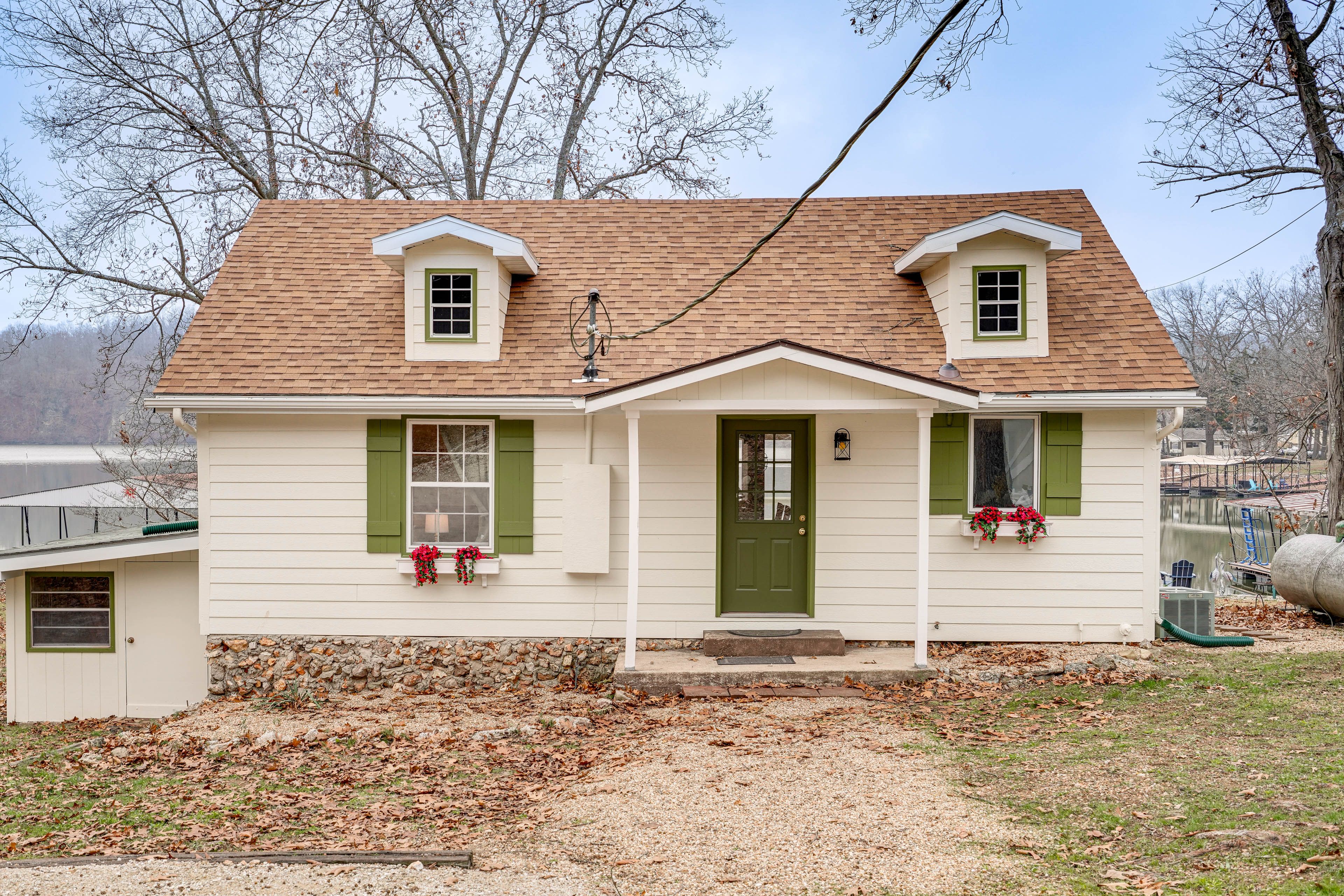 House Exterior | Keyless Entry