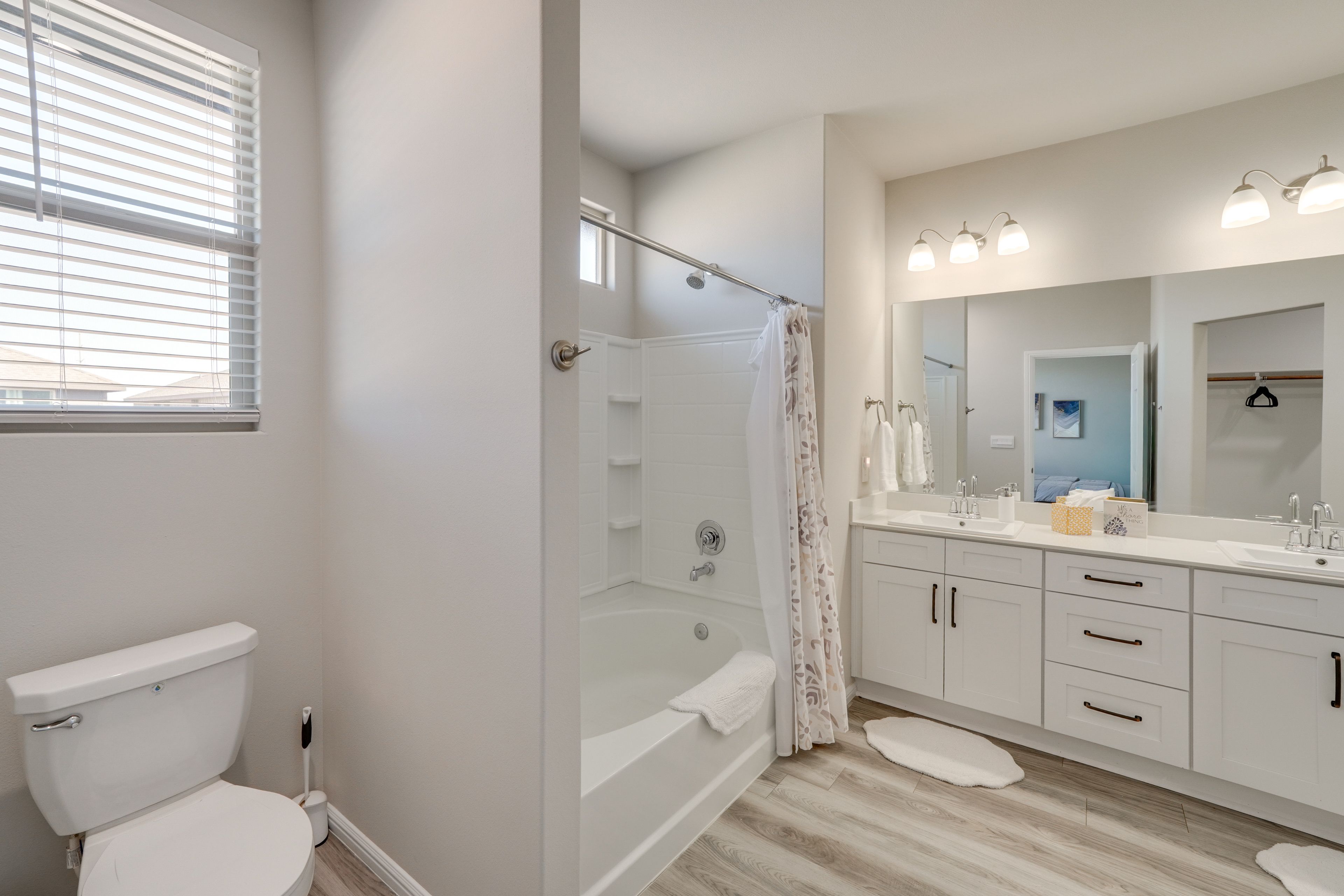 En-Suite Bathroom | Double Sinks