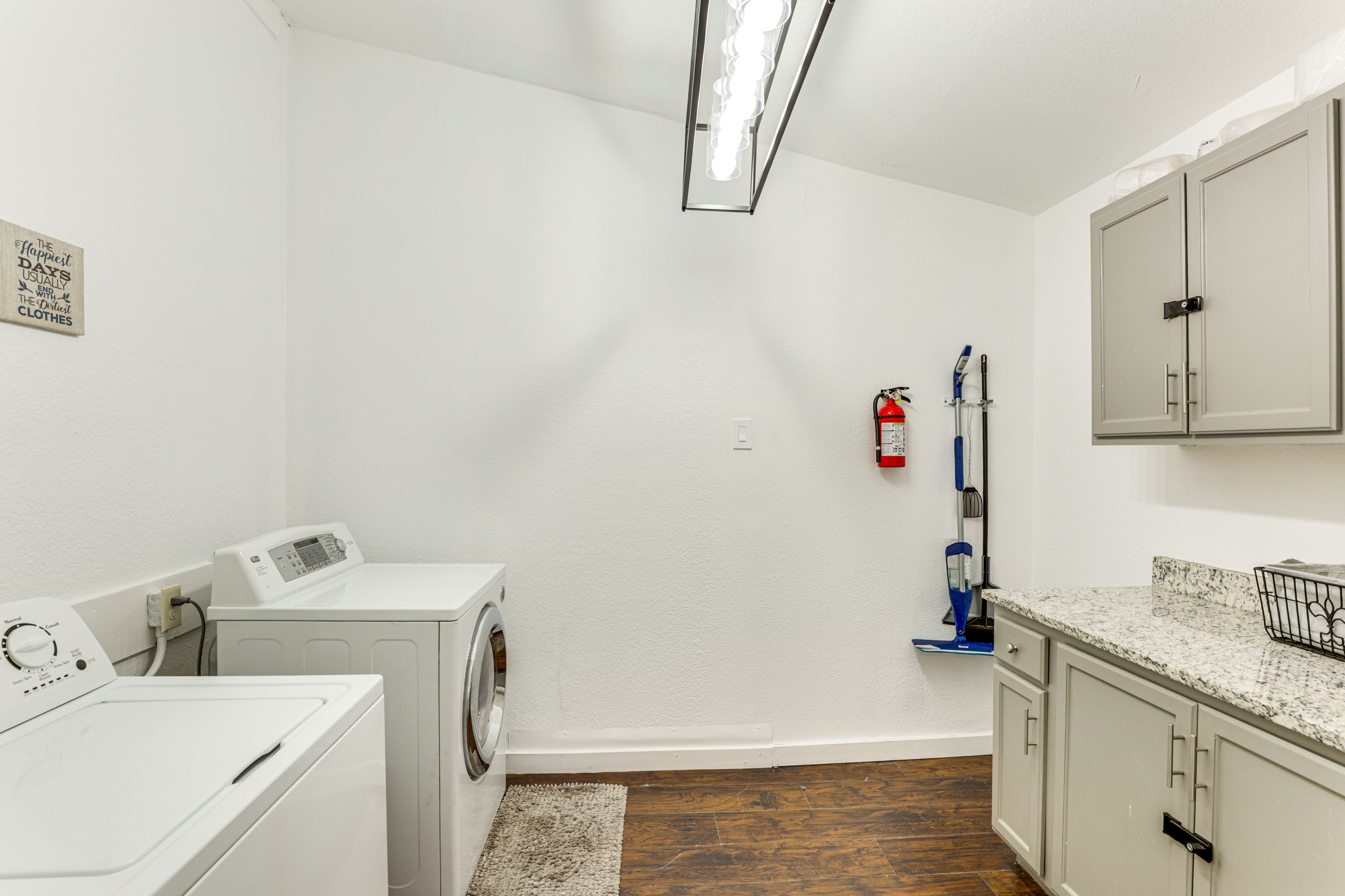 In-Unit Laundry | Washer & Dryer