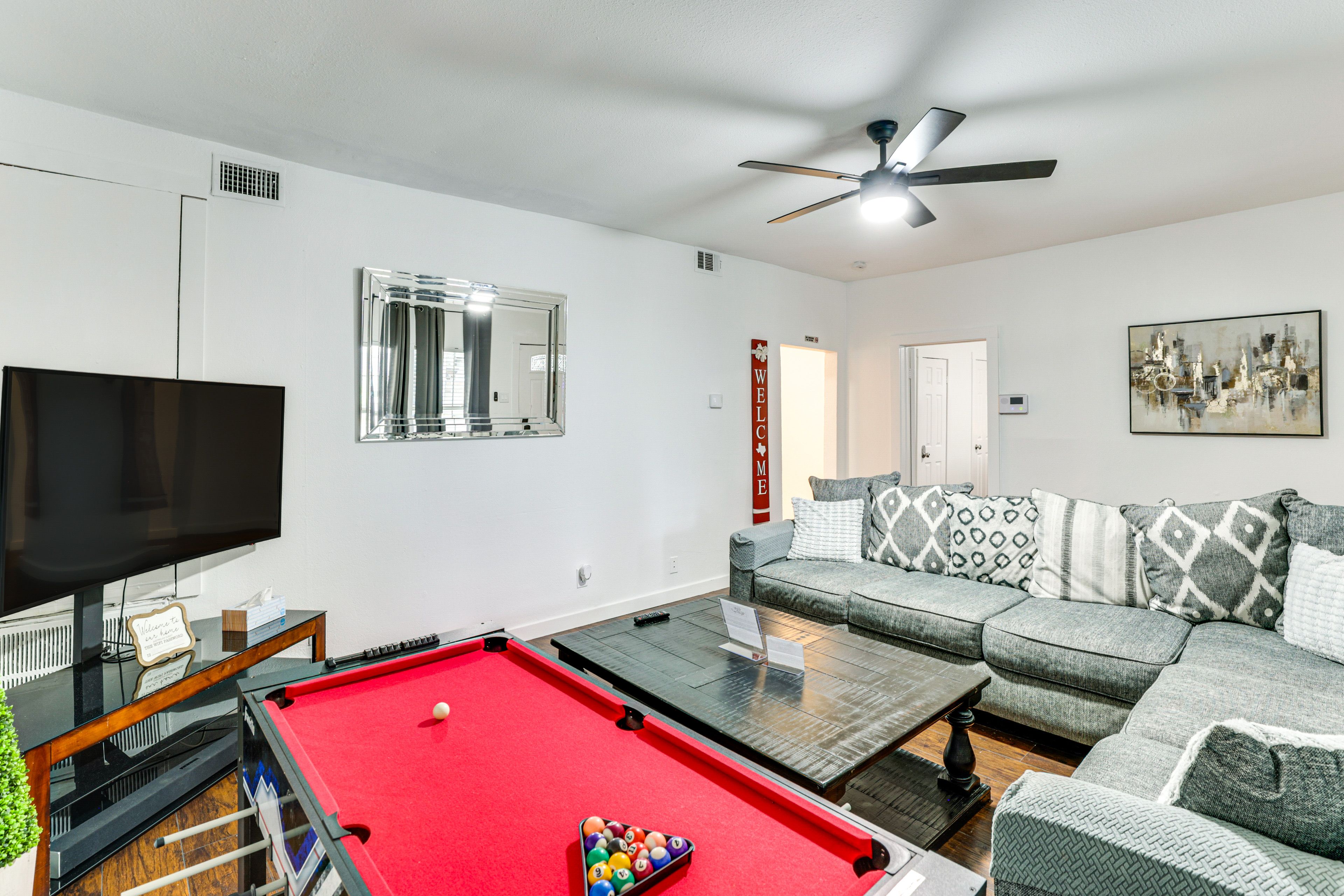 Dallas Vacation Rental | 2BR | 1BA | 1,200 Sq Ft | 6 Steps to Enter